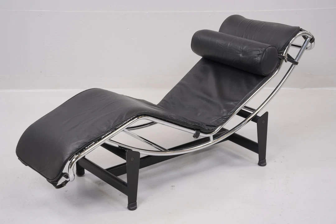 VILSTOL, replika efter Le Corbusier, "LC-4", 1900/2000-tal
