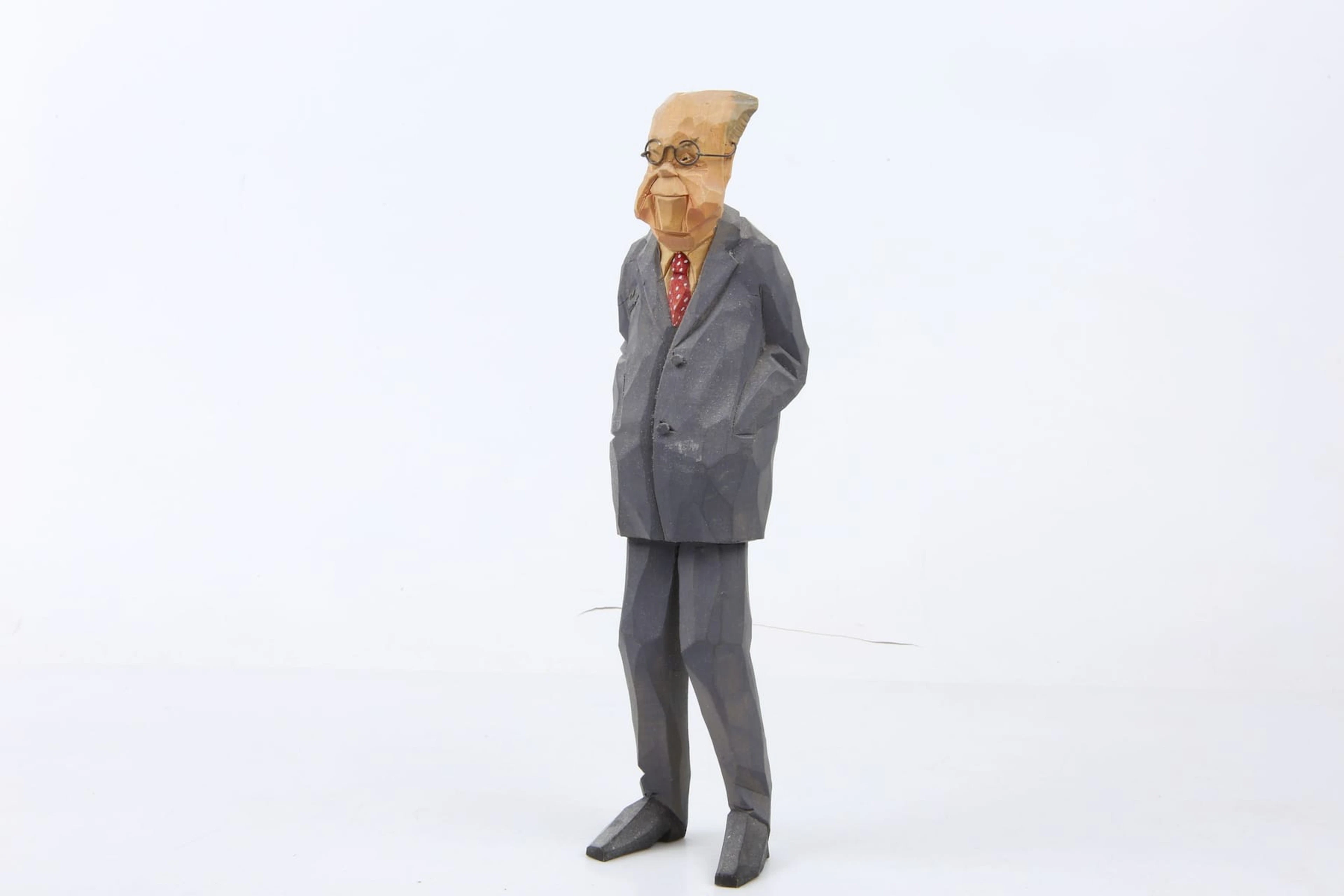 SVEN GUNNARSSON, figurin, Tage Erlander, skuret trä
