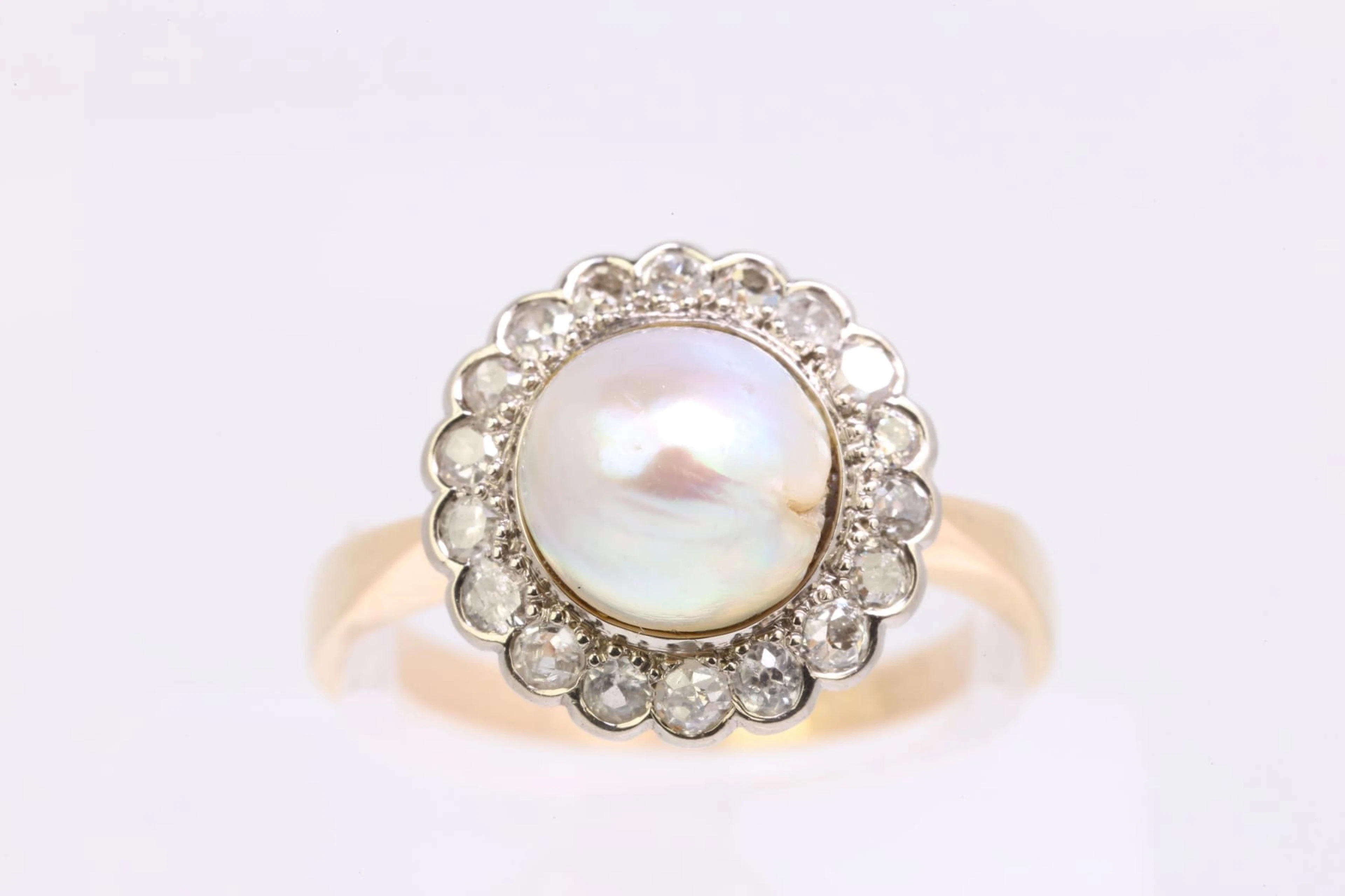 RING med mabepärla och diamanter, guld, 18 k, ca 5,13 g, G Fahlström