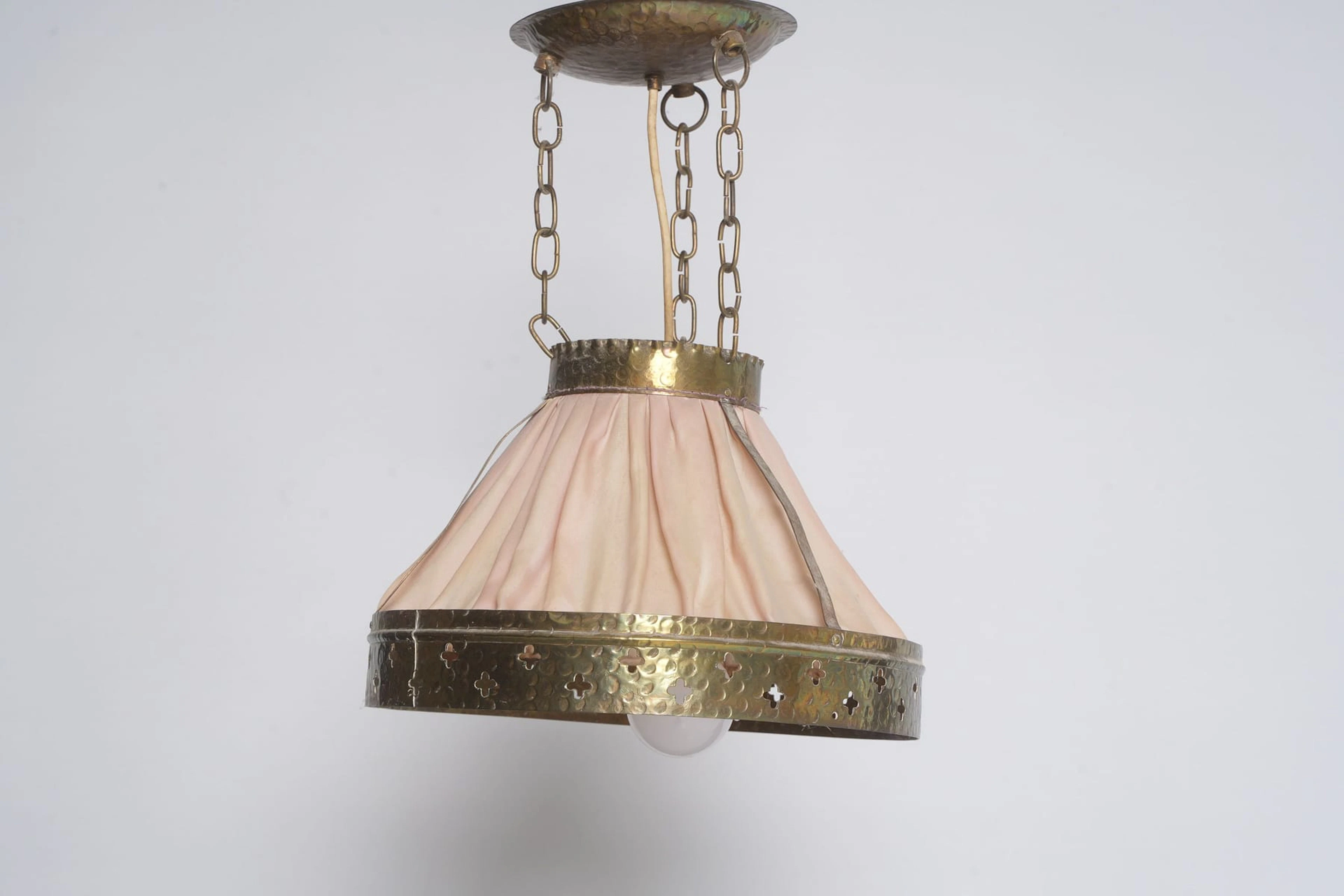 TAKLAMPA, koppar och textil, jugend, 1900-talets början