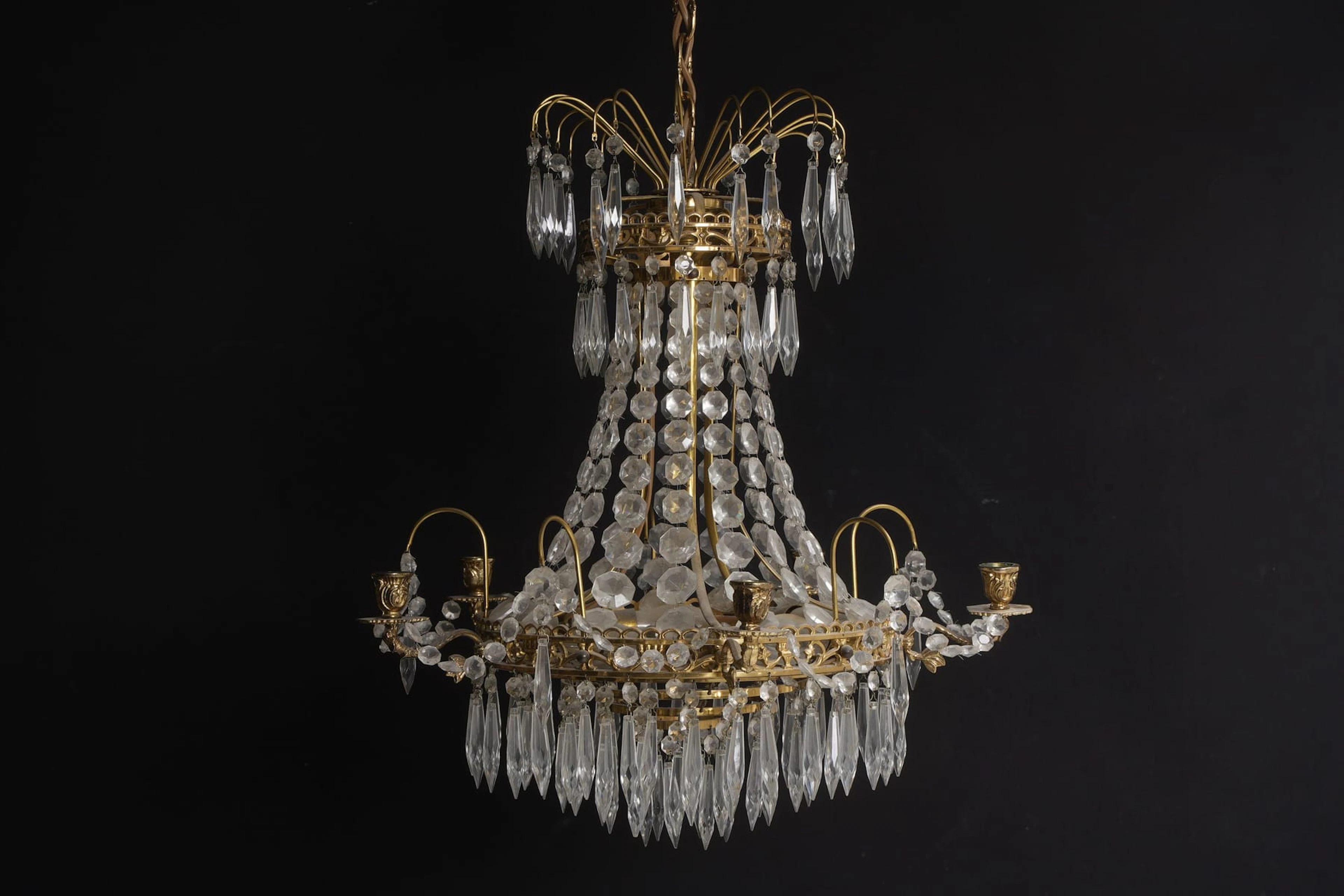 LJUSKRONA, för fem ljus, behängd med prismor, 1900-tal