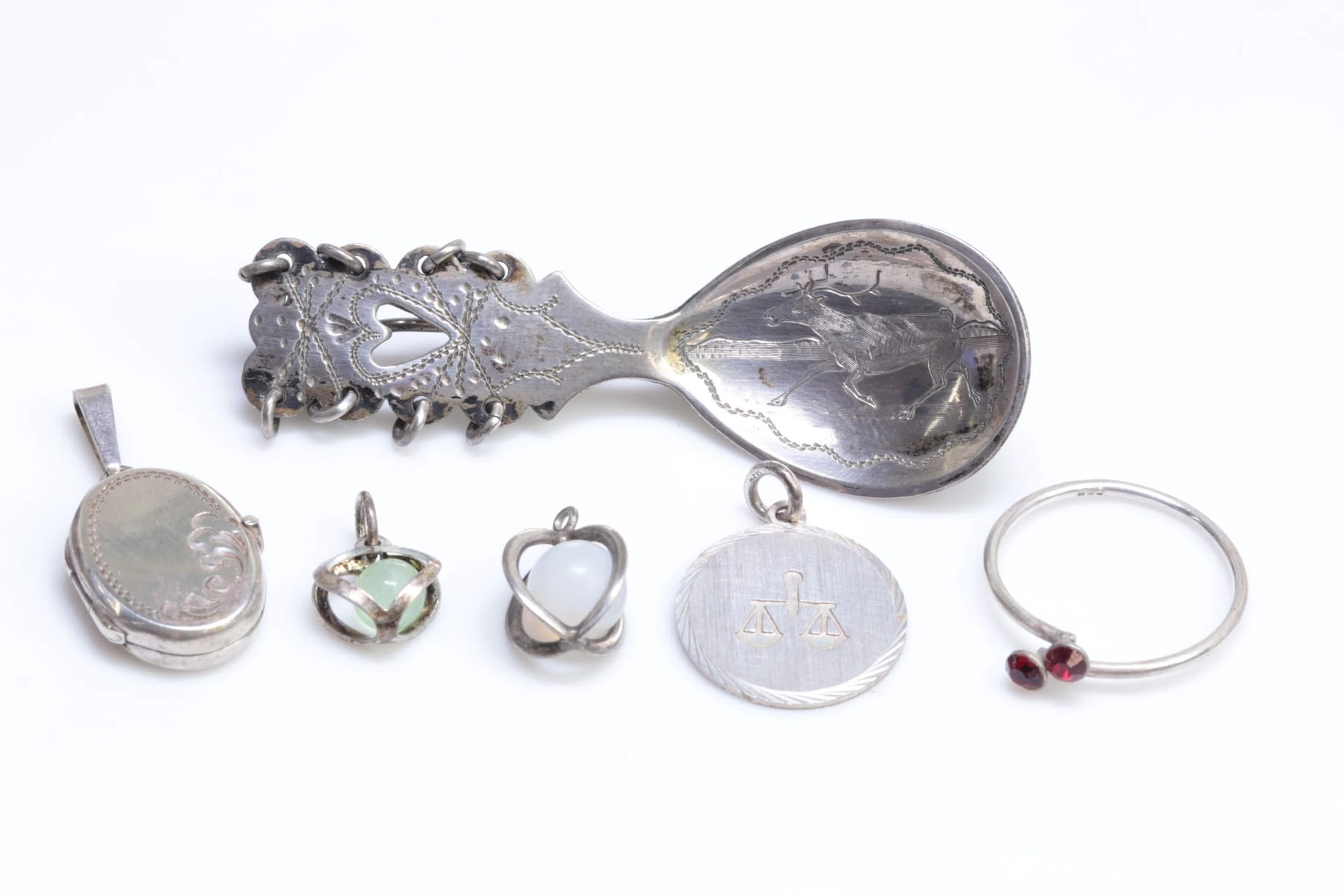 BROSCH, hänge, berlocker, 3 st, samt ring, silver