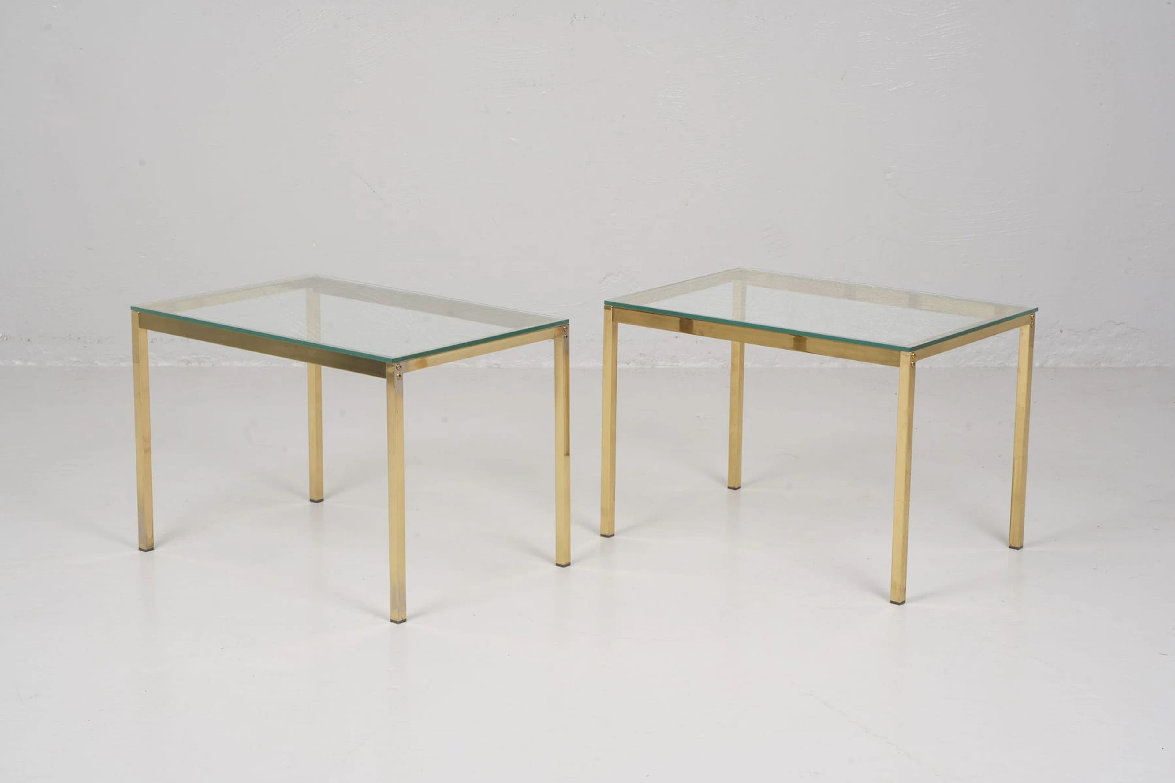 SIDOBORD, ett par, glas / gulmetall, 1960/1970-tal
