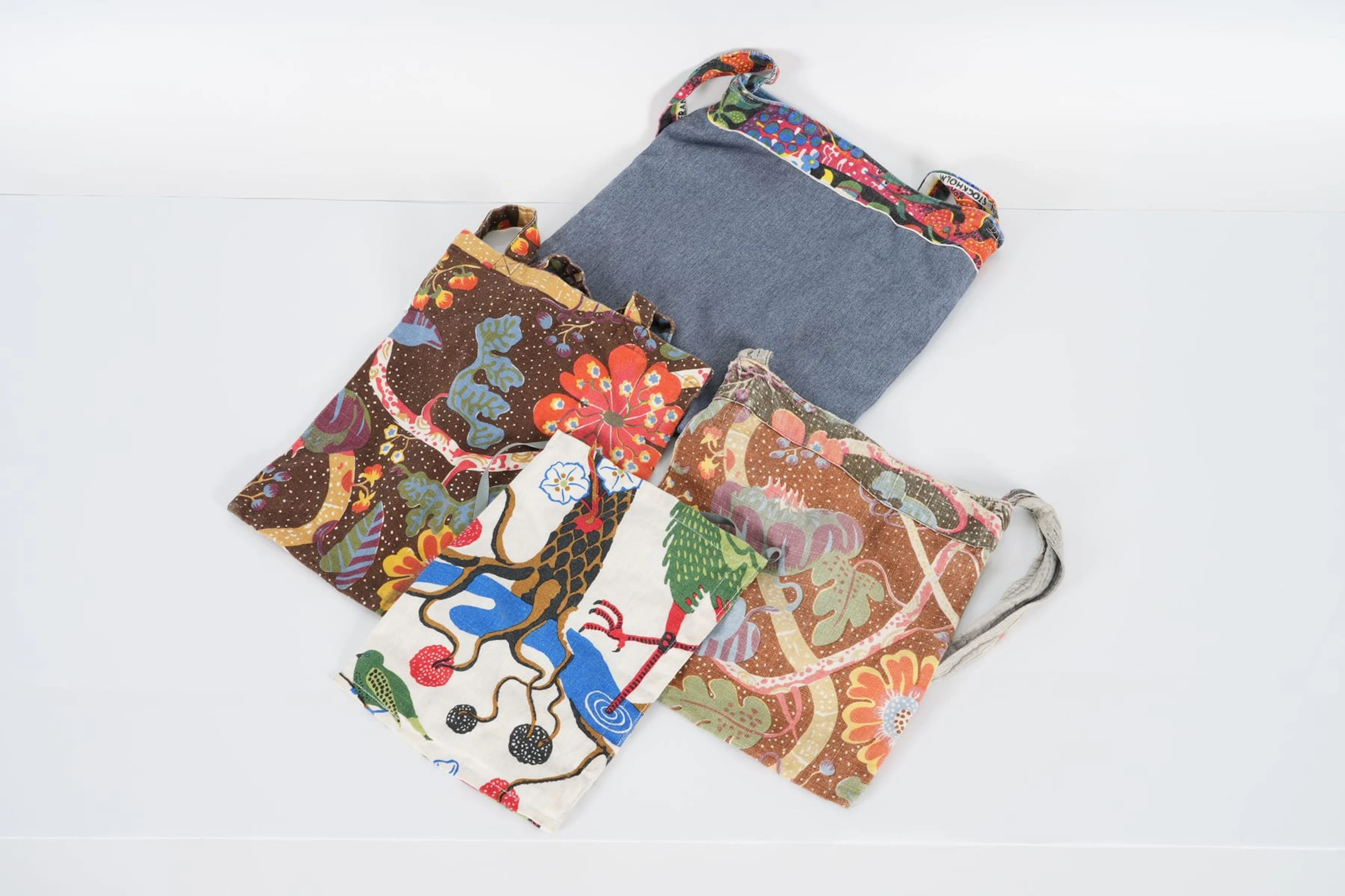 JOSEF FRANK (1885-1967), väskor, 4 st, Firma Svenskt Tenn