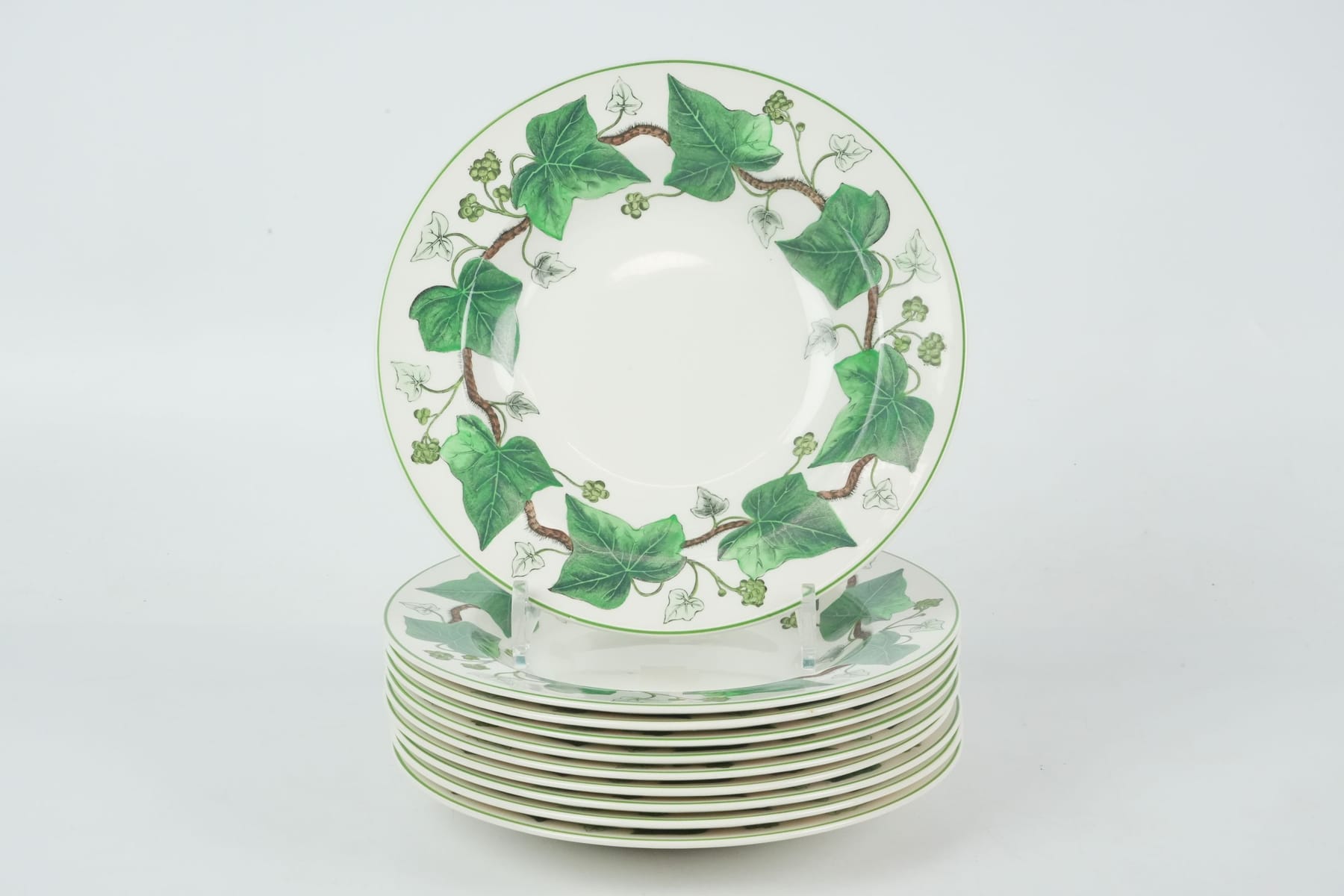 Auction price result for wedgwood napoleon ivy | Barnebys auction