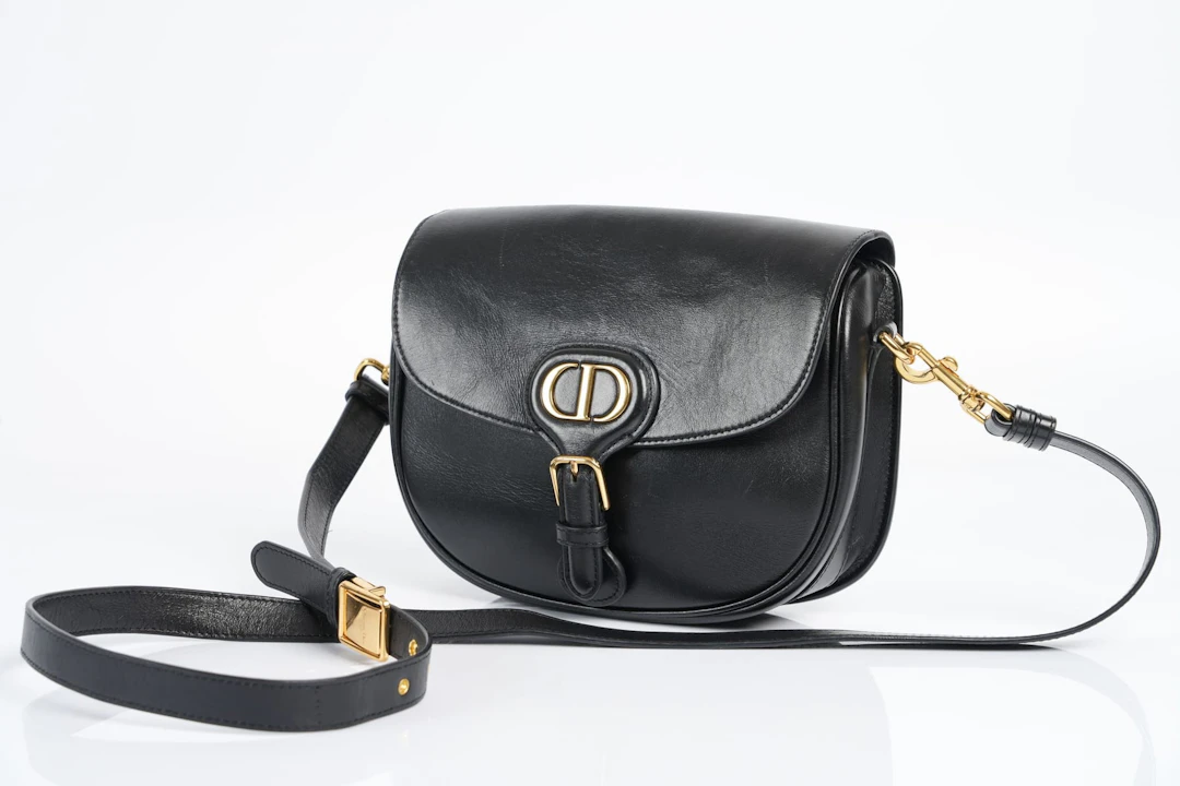CHRISTIAN DIOR, kalvskinn, axelremsväska, "Bobby", medium, Frankrike