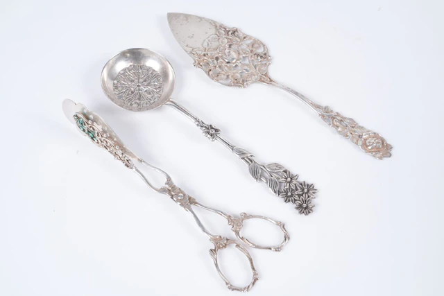 TÅNG, TESIL samt KAKSPADE, silver, ca 75,41 g