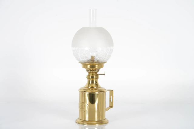 FOTOGENLAMPA, C.J. Pigeons, Senator design