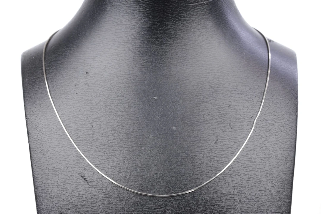 HALSKEDJA, ormlänk, vitguld, 18 k, ca 4,07 g, Italien