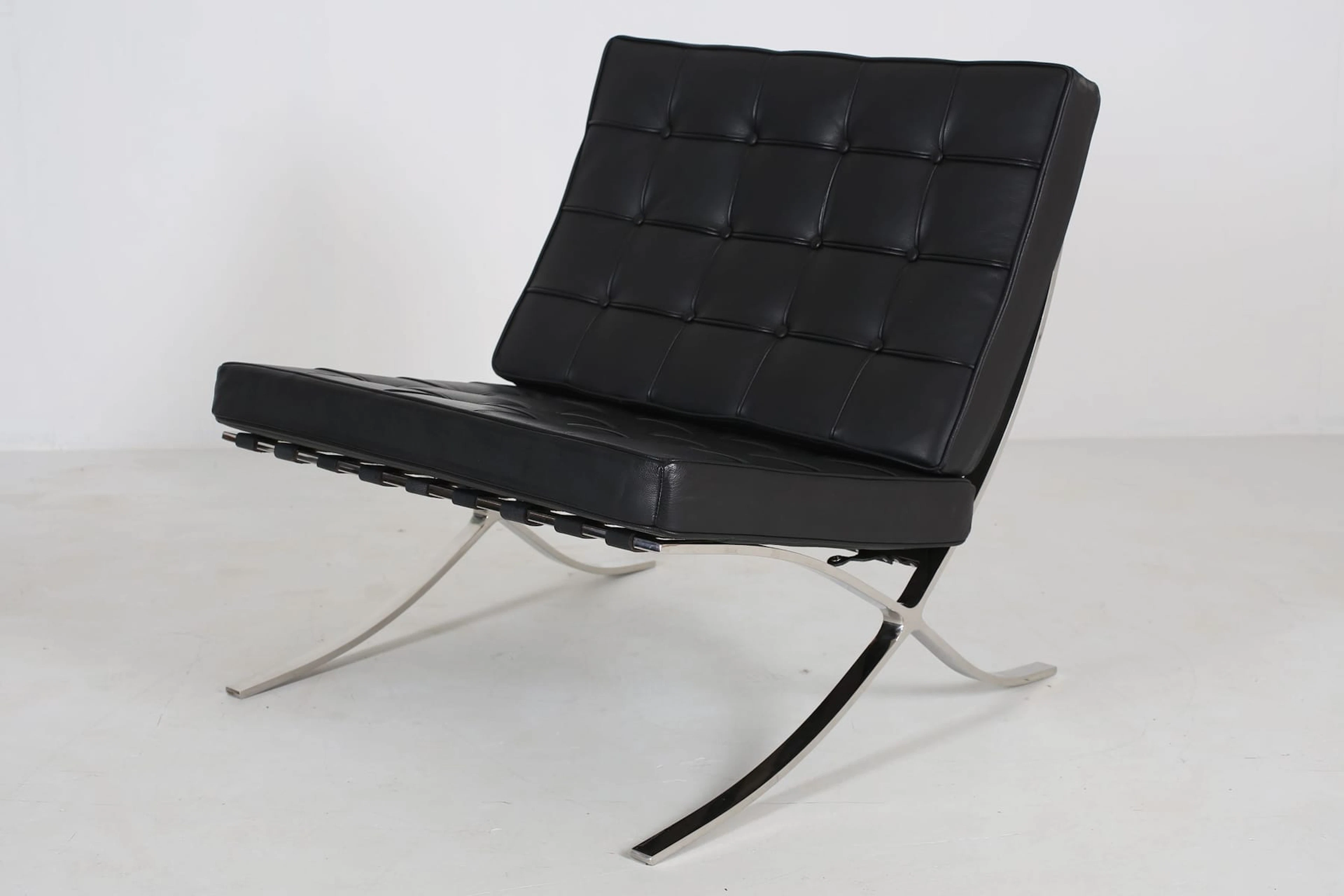 FÅTÖLJ, replika efter Ludwig Mies van der Rohe, 1980/1990-tal