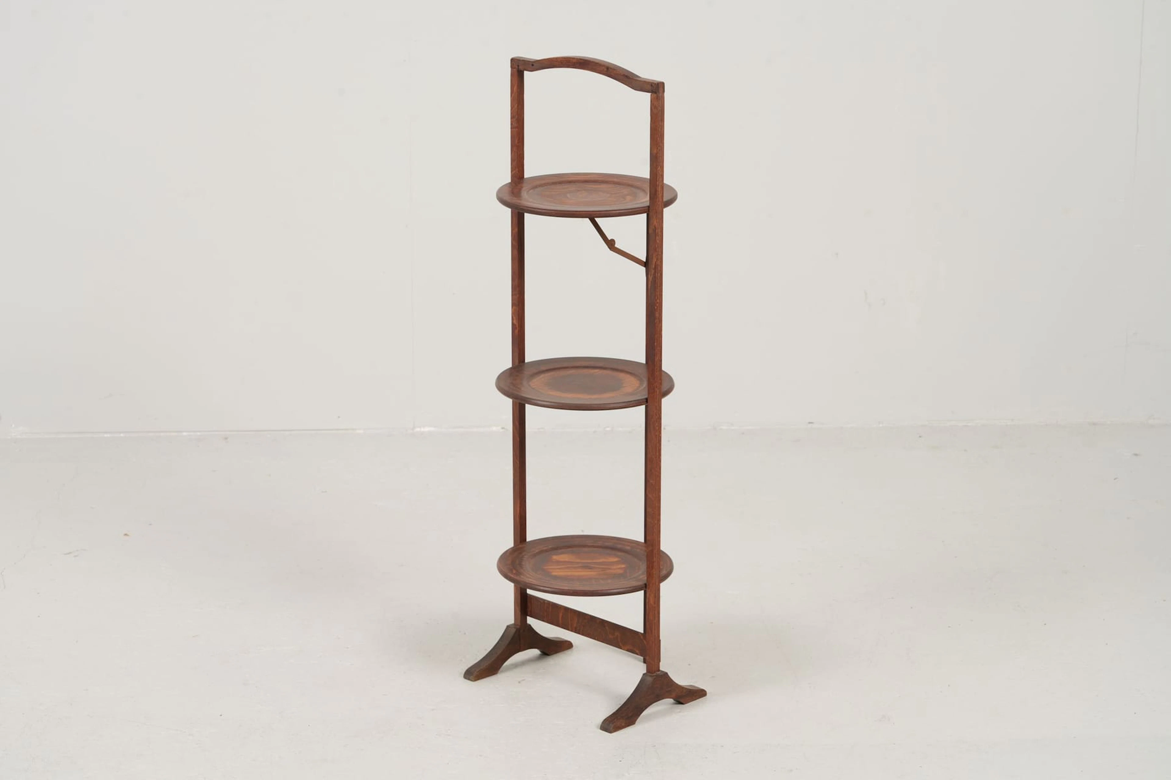 KAKSTÄLL / CAKE STAND, mahogny, 1900-tal