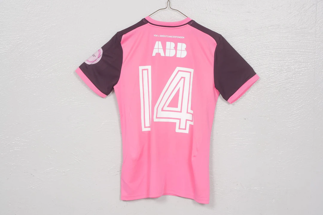 VILMA TORSENG, matchtröja, (S), "Rosa matchen", VSK Fotboll, 2026