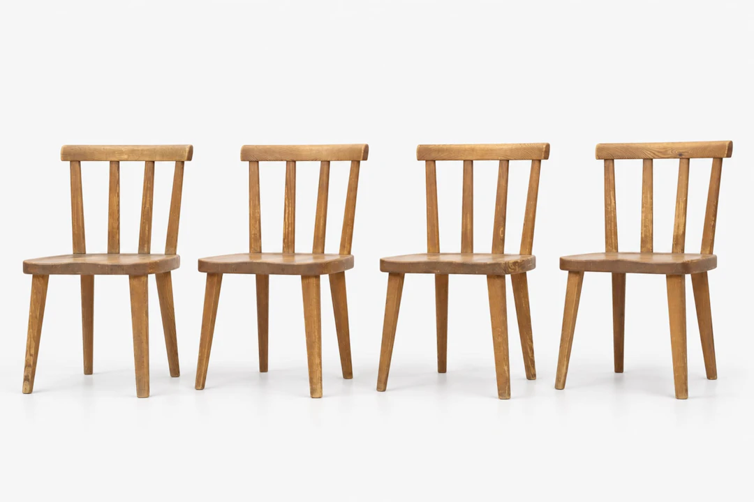 AXEL EINAR HJORTH (1888-1959), stolar, 4 st, "Utö", furu, A/B Nordiska