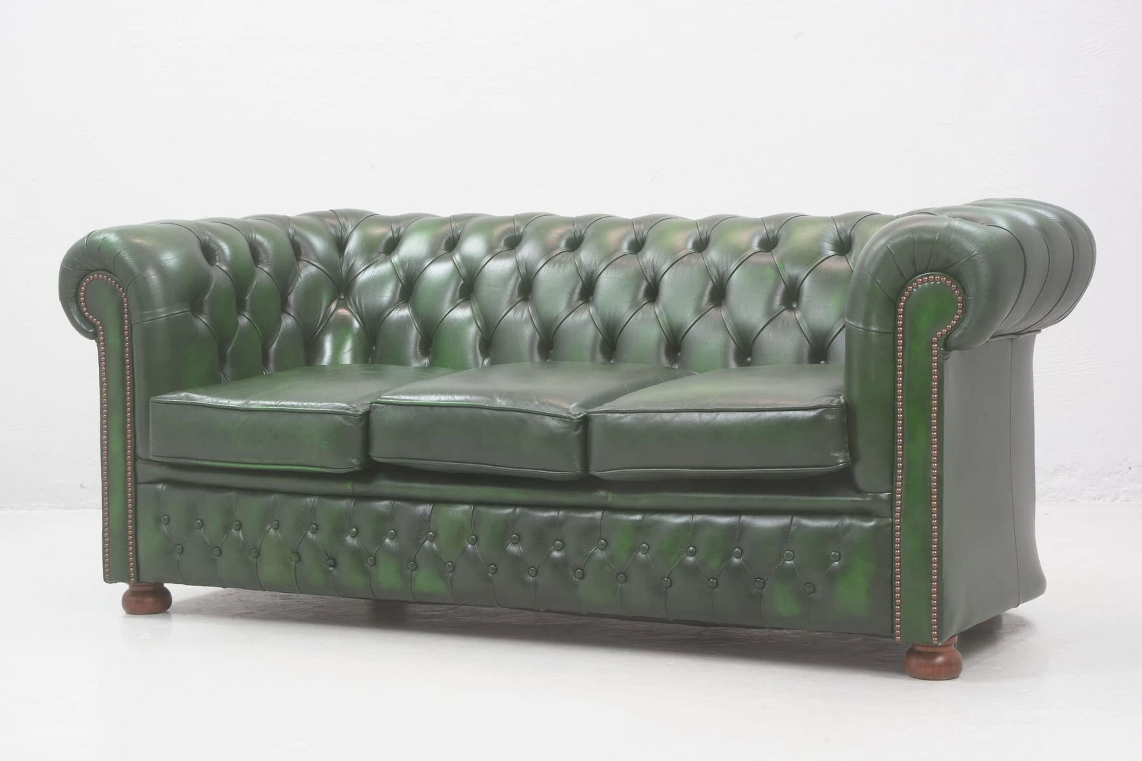 TRESITSSOFFA, skinn, Chesterfield, Winchester Furniture, England