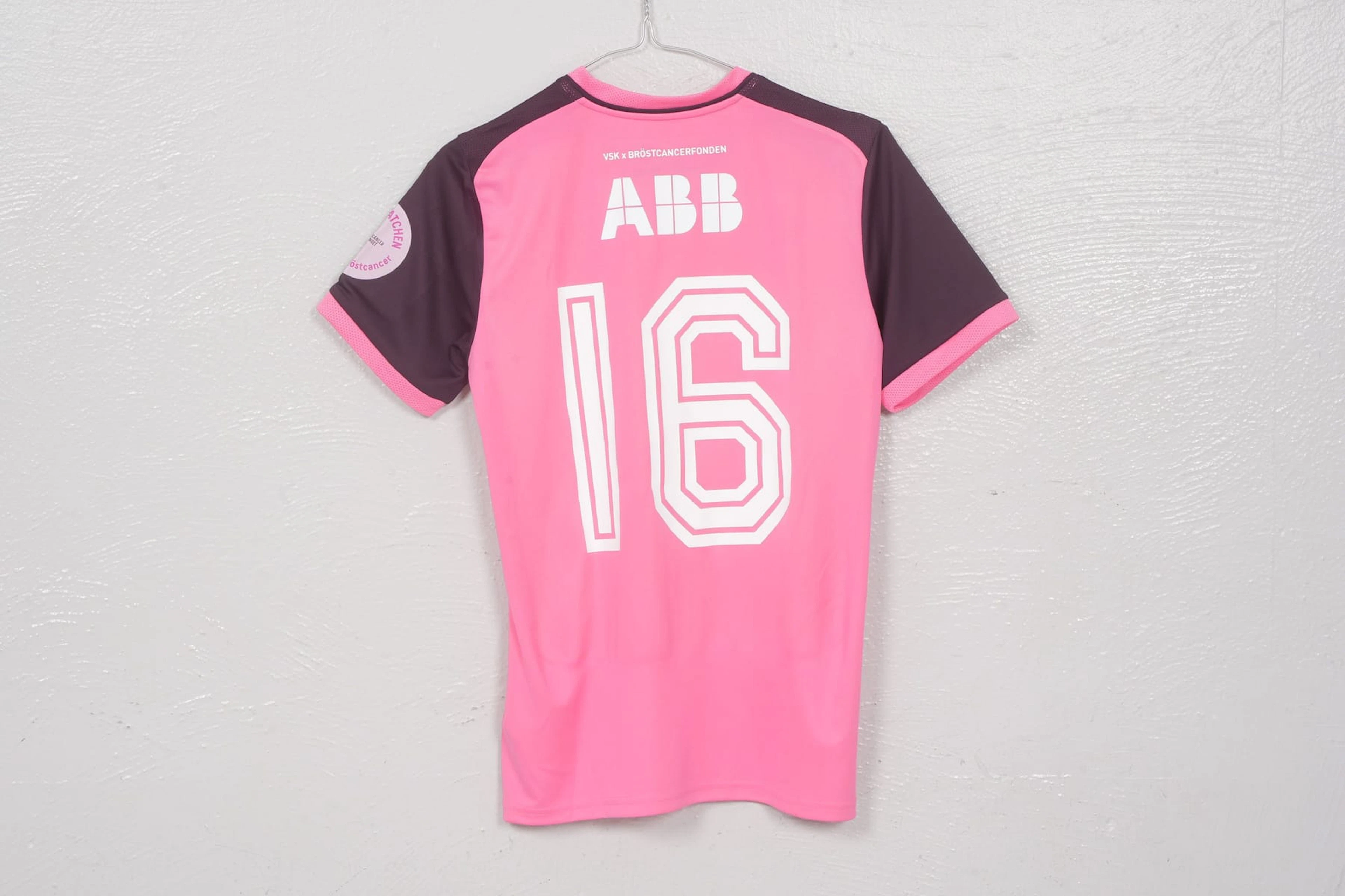 LYDIA HÖGBERG, matchtröja, (S), "Rosa matchen", VSK Fotboll, 2026