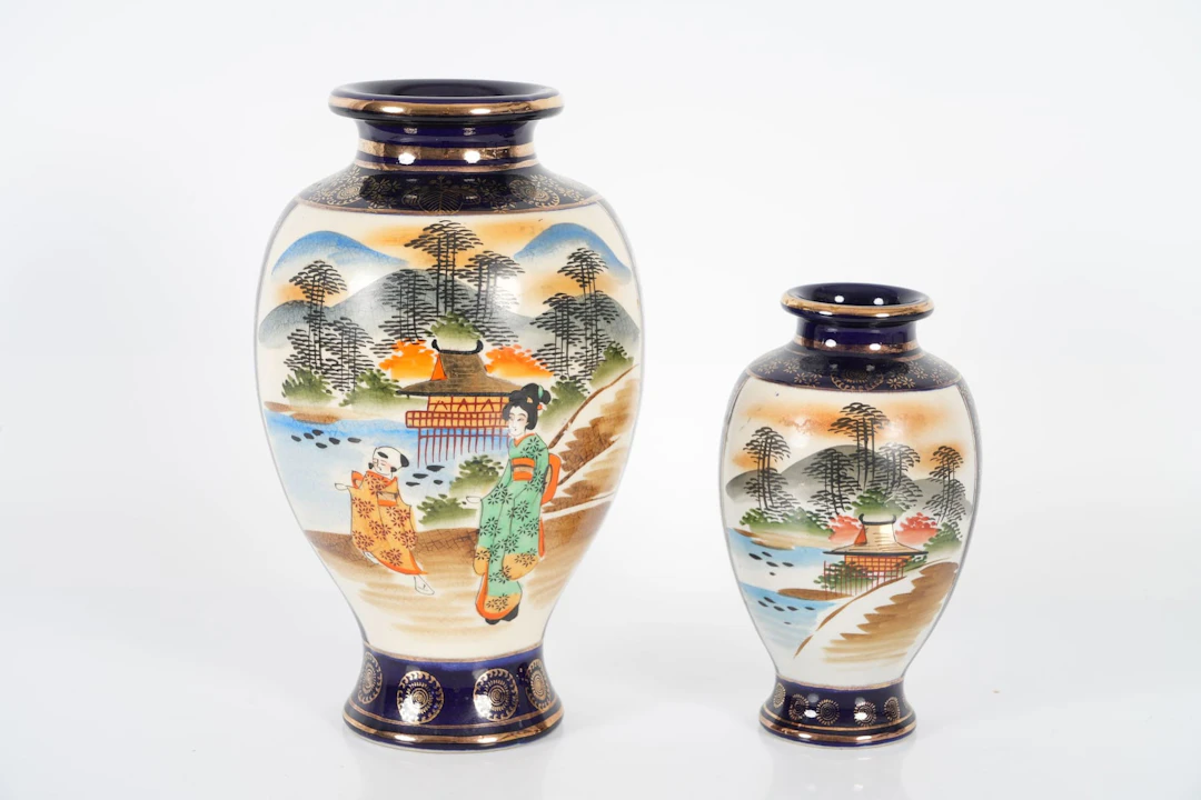 VASER, 2 st, Japan, 1900-tal