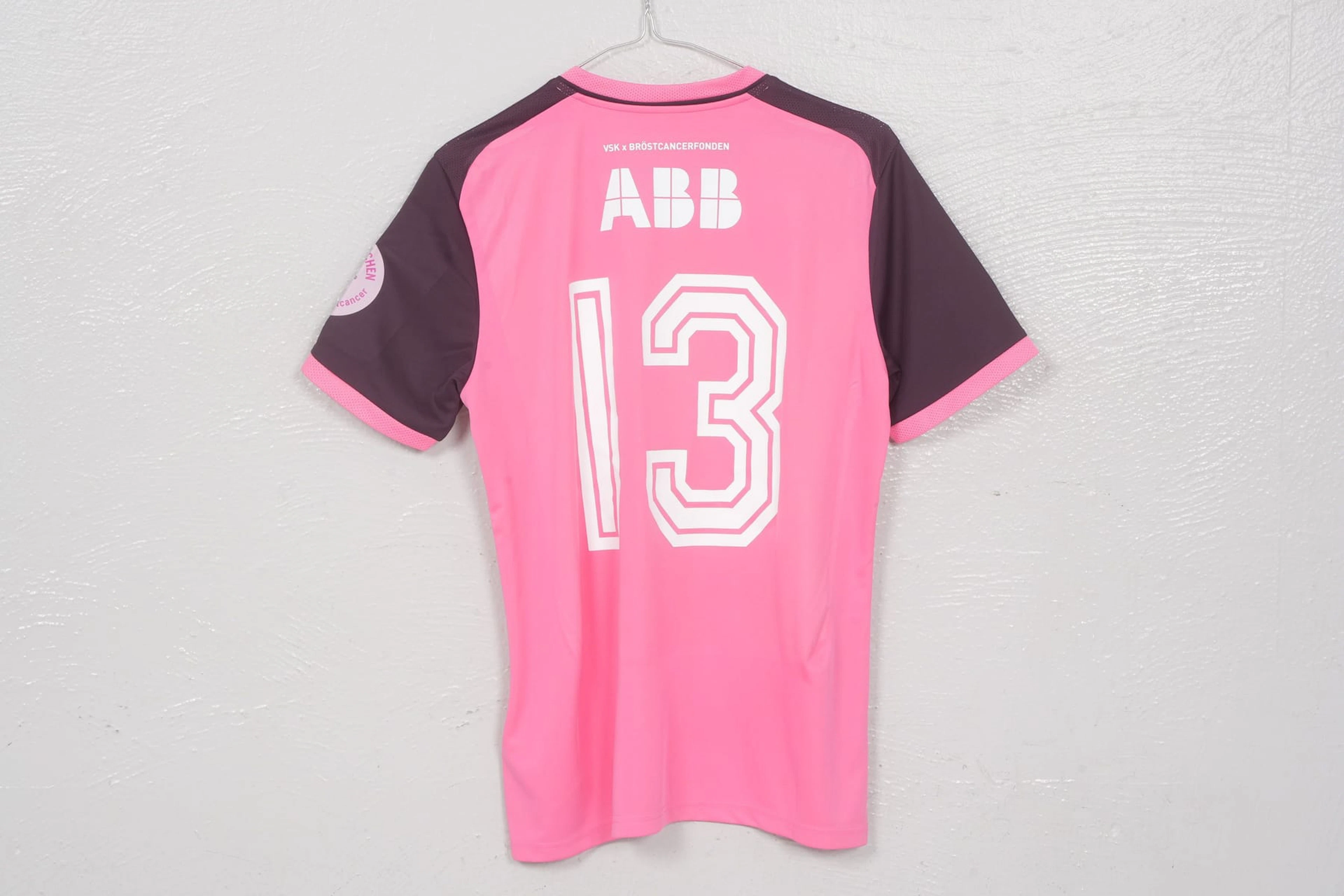 INES WIDÉN, matchtröja, (M), "Rosa matchen", VSK Fotboll, 2026