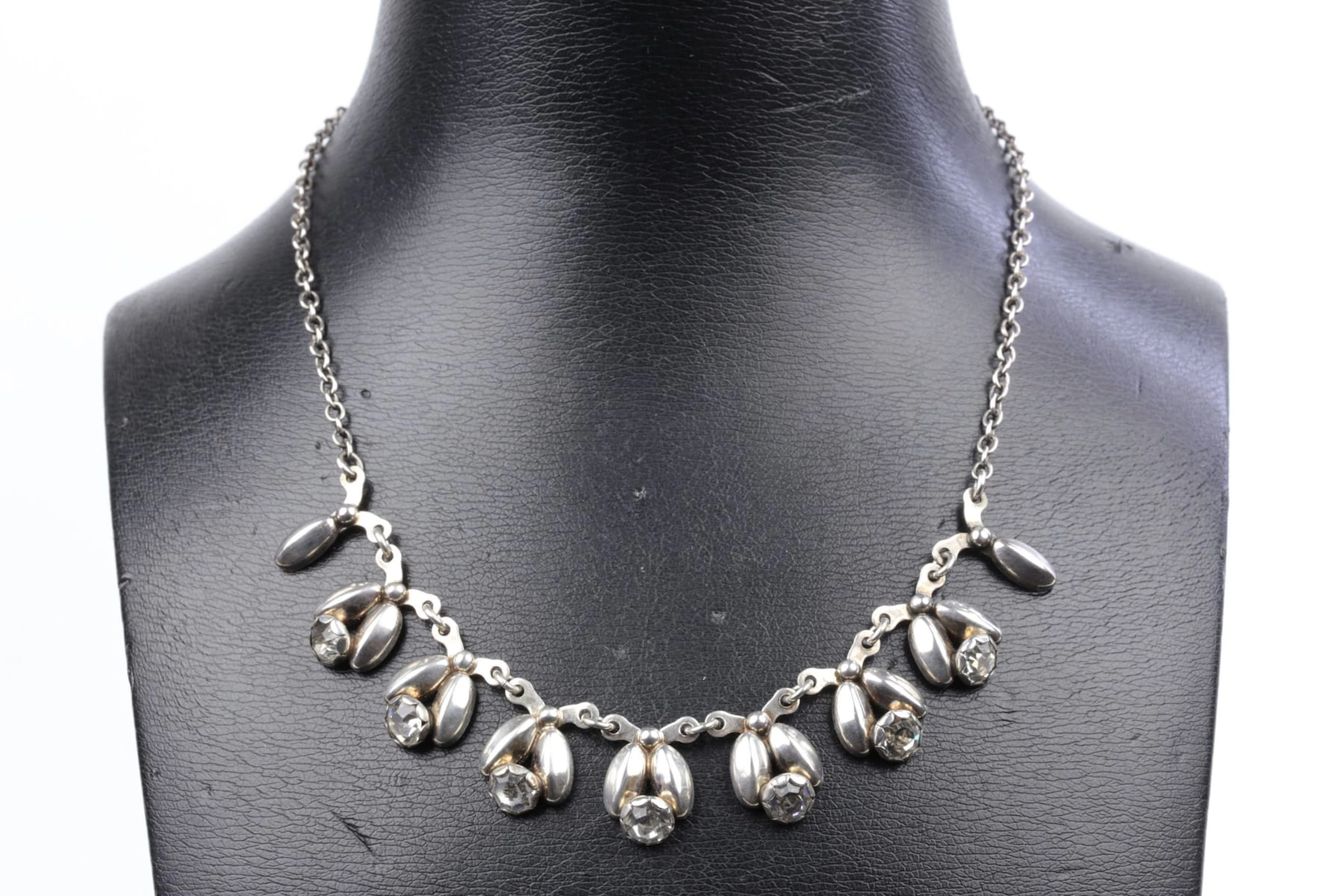 COLLIER med vita stenar, silver, Hermann Siersbøl, Danmark