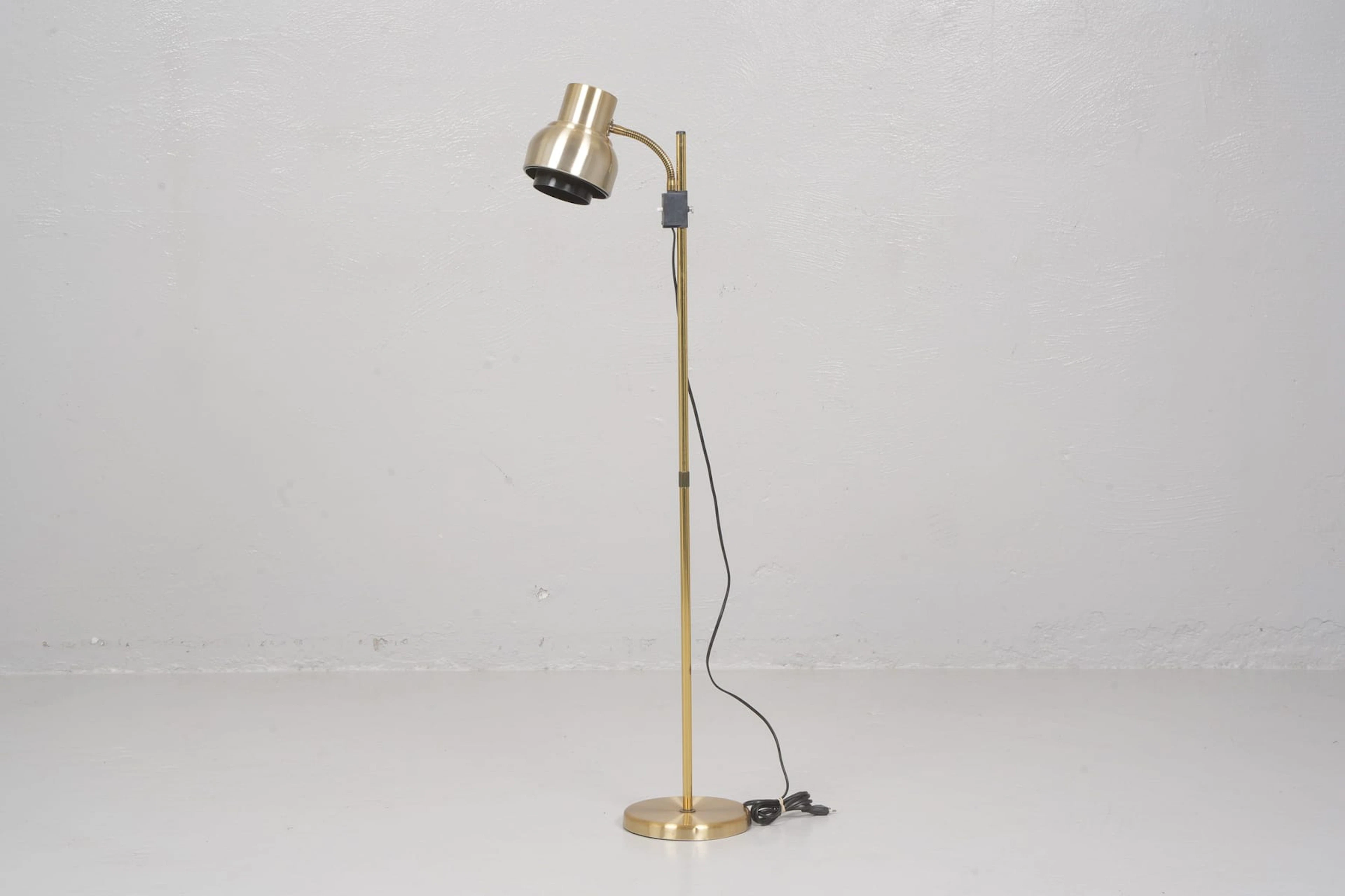 GOLVLAMPA, mässing