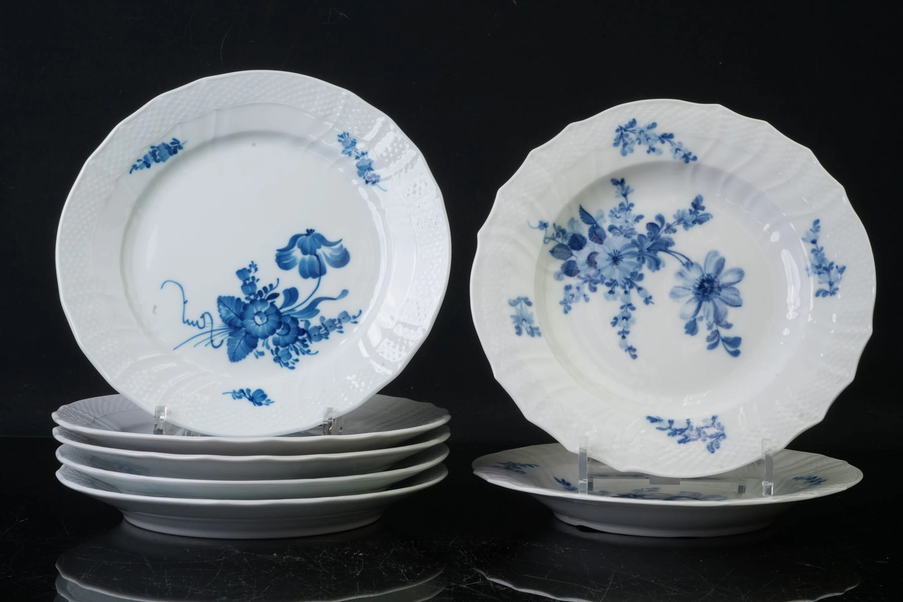 MATTALLRIKAR, 5+2 st, "Blå blomst", Royal Copenhagen