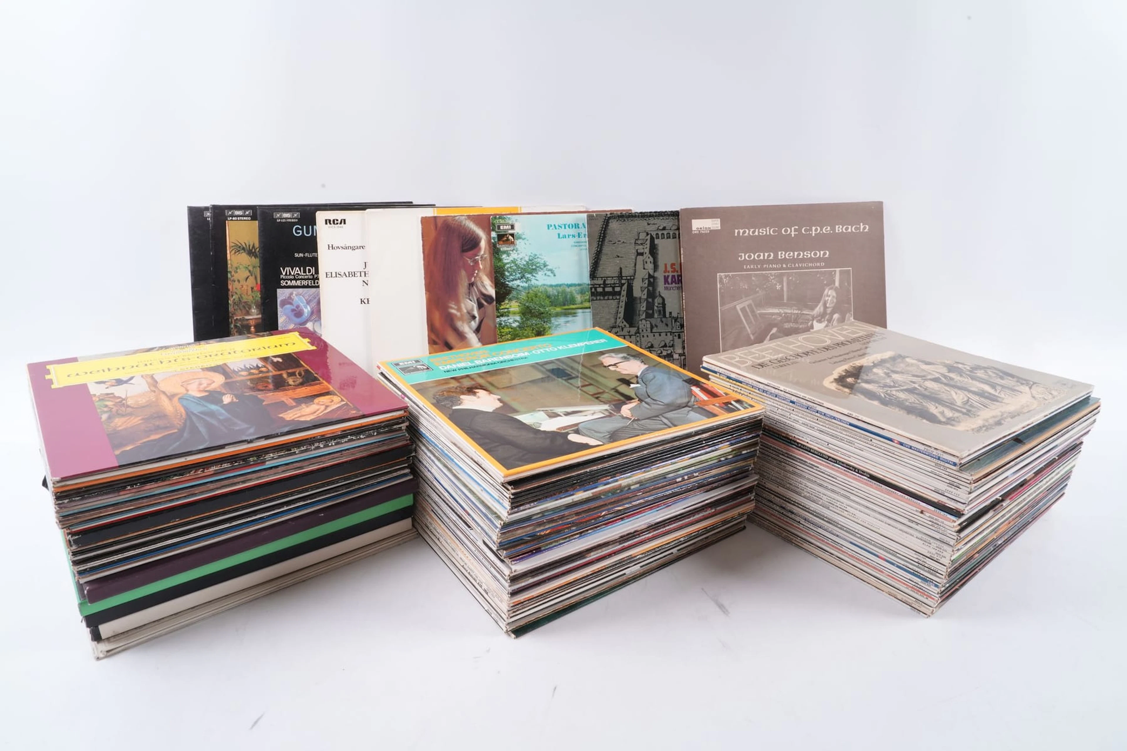 PARTI med LP-SKIVOR, mestadels klassiskt, bl.a. Bach, Mozart