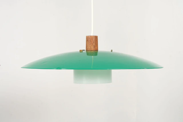 UNO & ÖSTEN KRISTIANSSON, taklampa, plast och teak, Luxus, 1950/1960-tal
