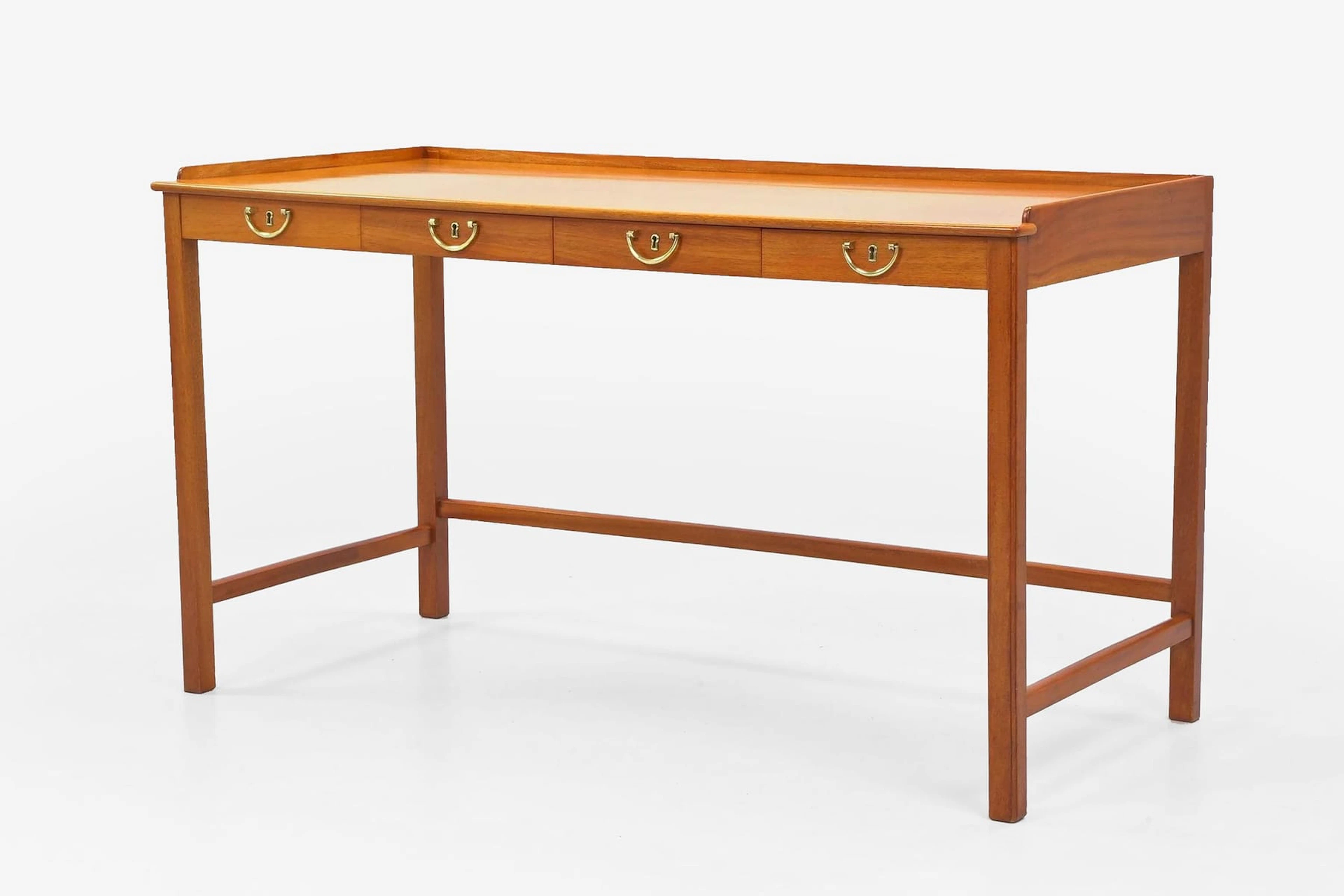 JOSEF FRANK (1885-1967) Skrivbord, mahogny, variant av "modell 2115"