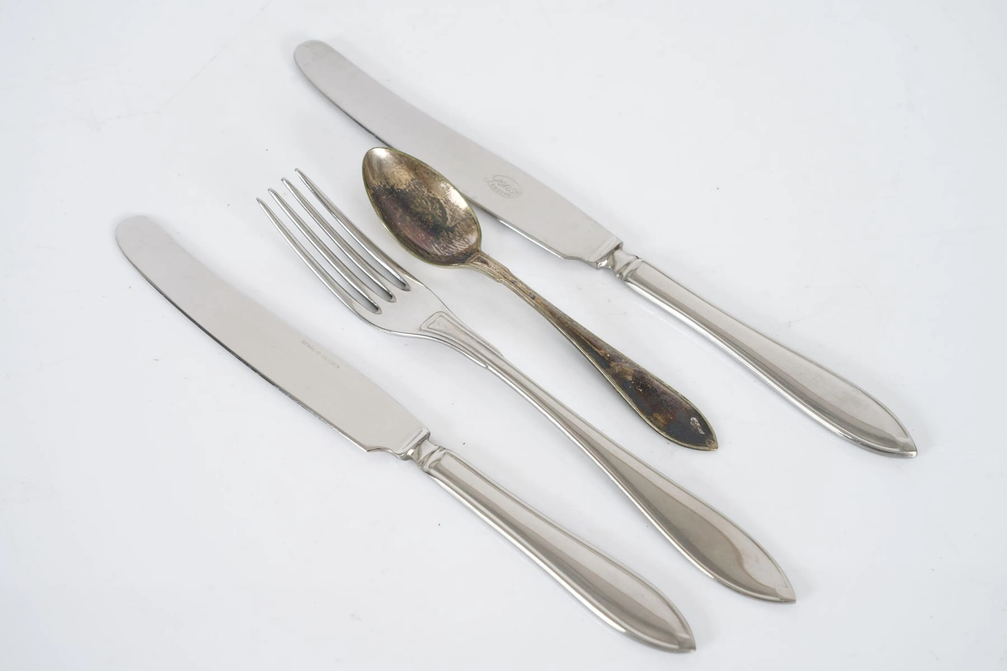 DEL av bestickuppsättning, "Svensk Spetsig", nysilver, Gense