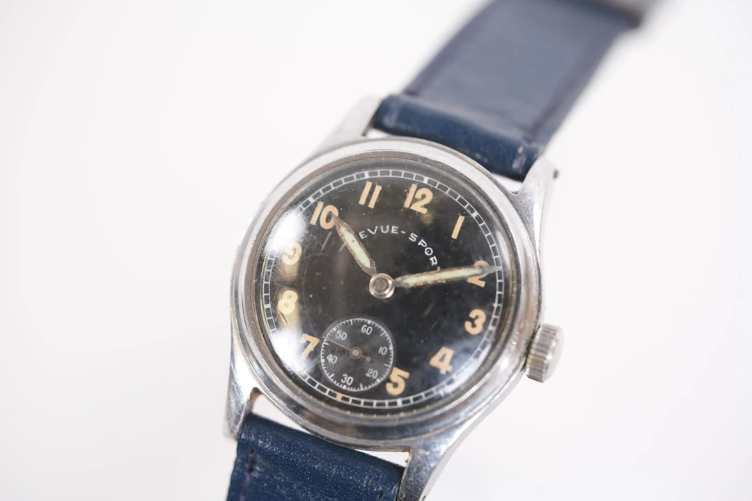 ARMBANDSUR, "Revue Sport", stål, Revue Thommen, 1940/50-tal