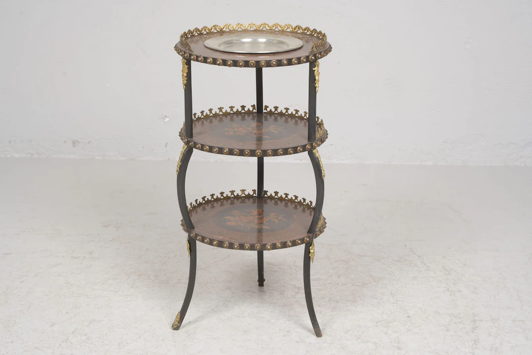 ETAGERE, med intarsiadekor, 1900-tal