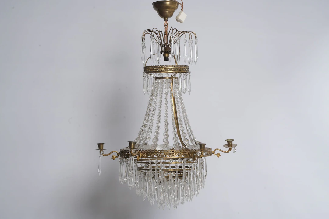 LJUSKRONA, för sex ljus, gustaviansk stil, 1900-talets förra hälft