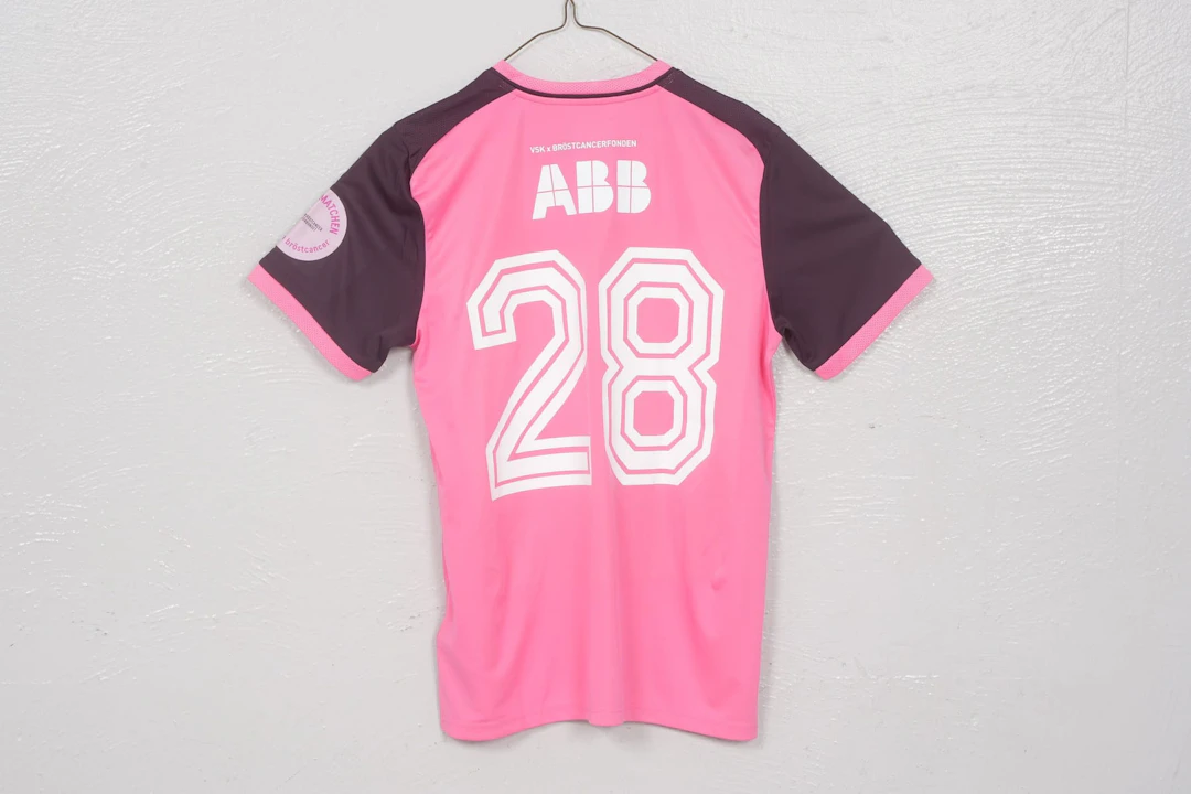 MATCHTRÖJA #28, (M), "Rosa matchen", VSK Fotboll, 2026