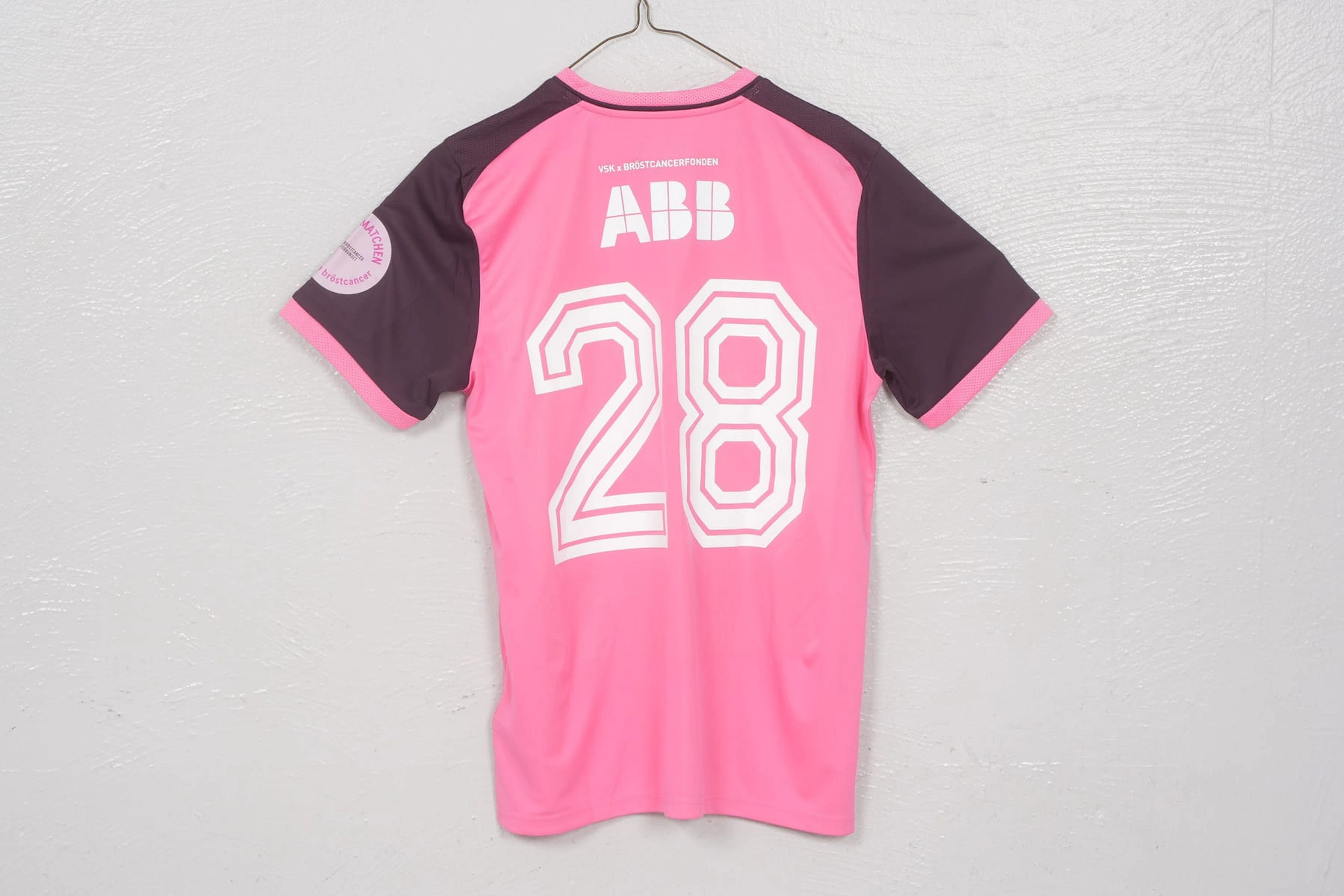 MATCHTRÖJA #28, (M), "Rosa matchen", VSK Fotboll, 2026