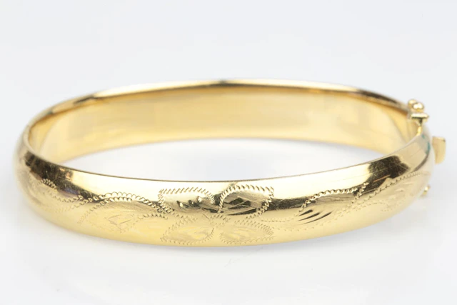 ARMRING, guld, 18 k, ca 21,53 g, Vicenza, Italien