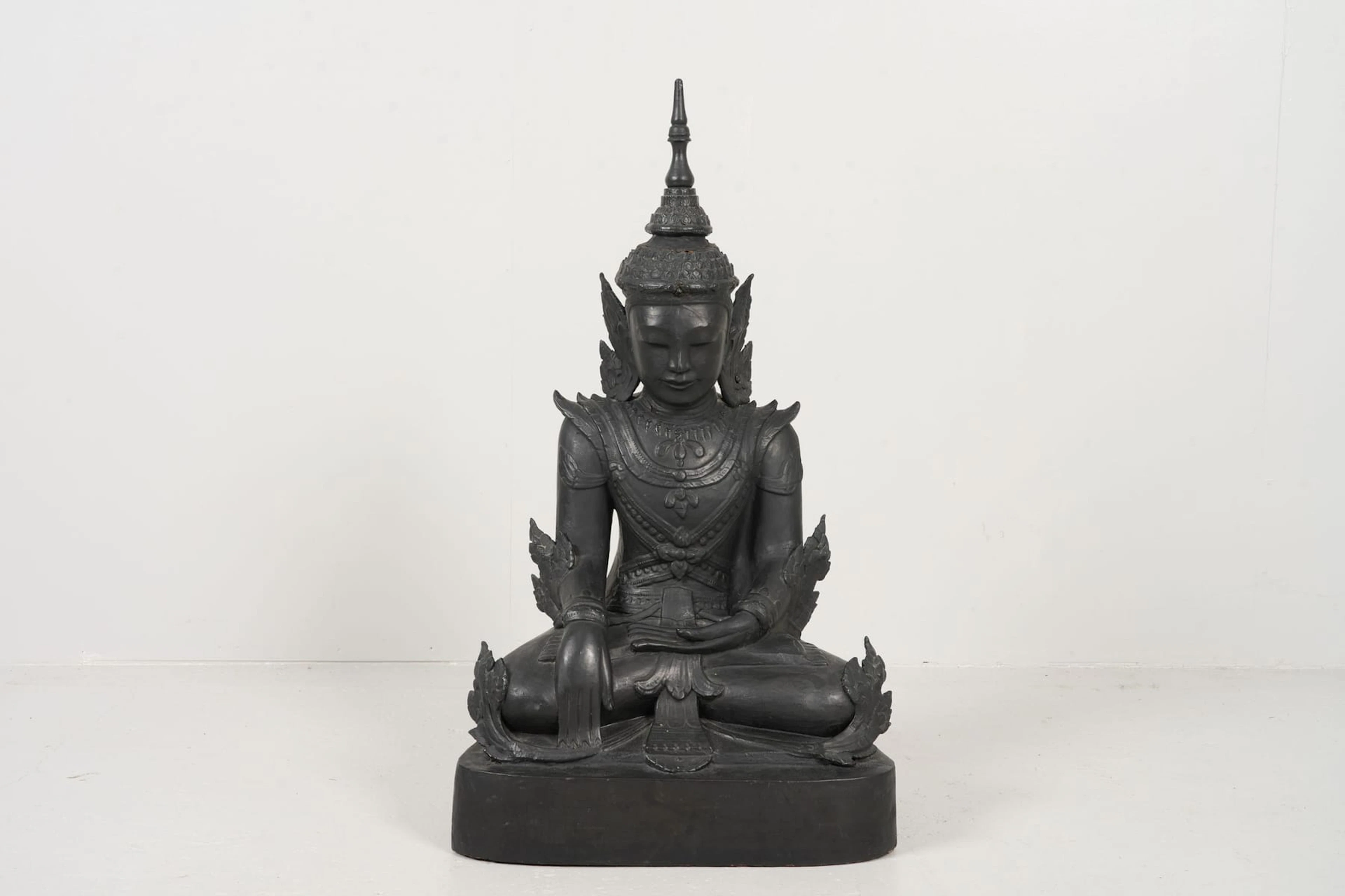 SKULPTUR, papier maché samt trä, thailändsk buddha