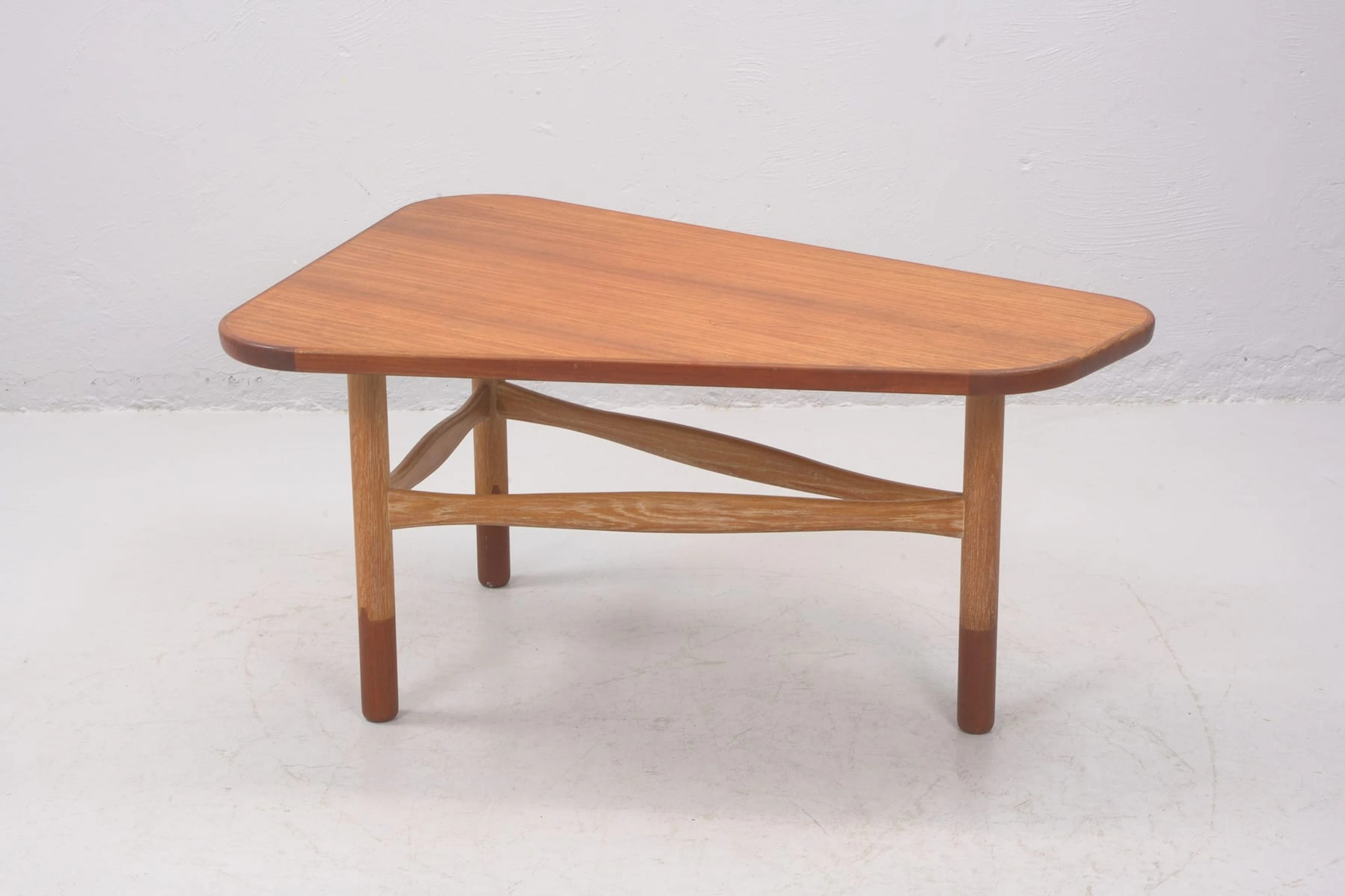 YNGVE EKSTRÖM (1913-1988), soffbord, teak, Westbergs Möbler, Tranås, 1950-tal