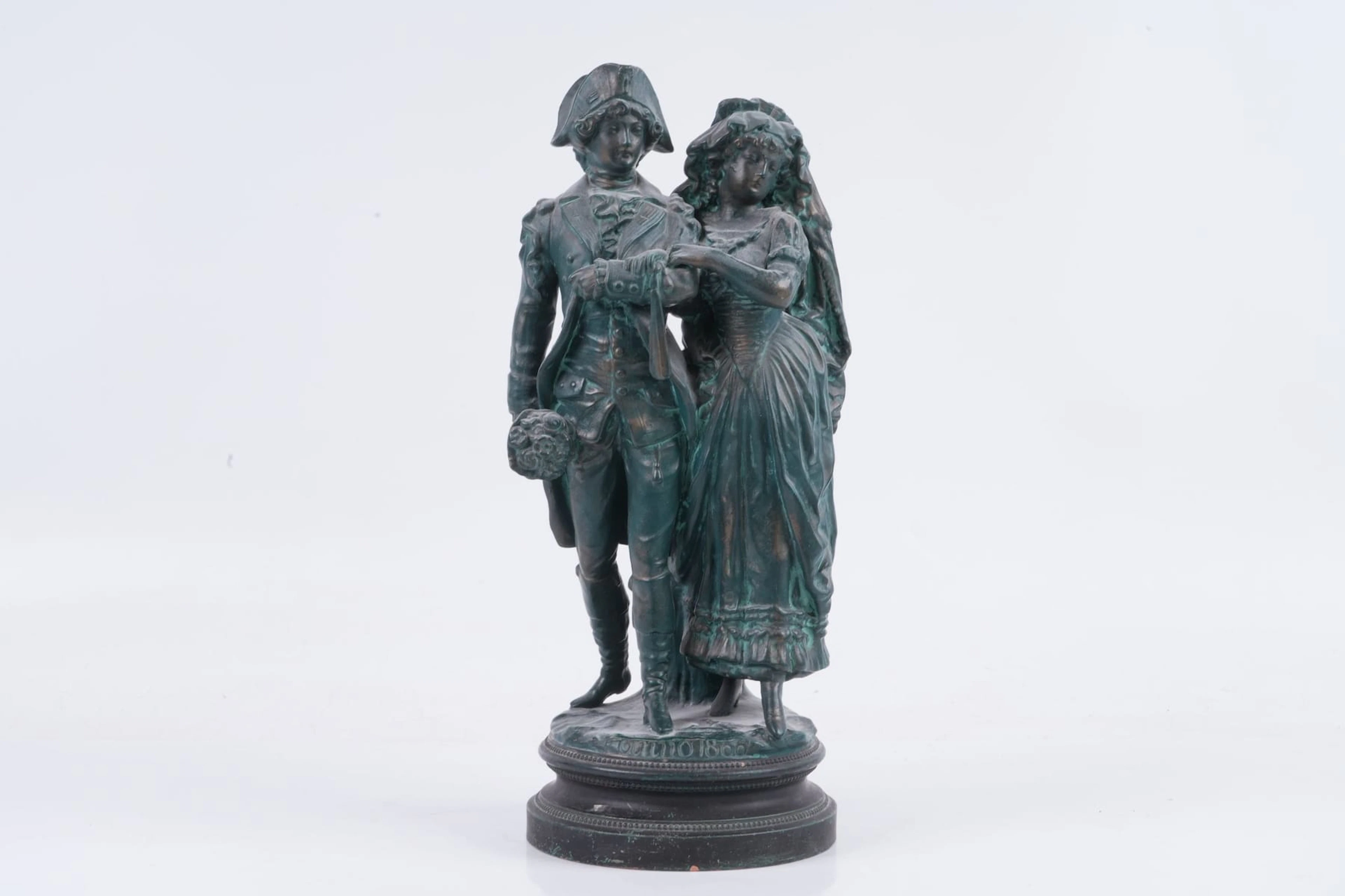 SKULPTUR, bemålat lergods, par från sent 1700-tal