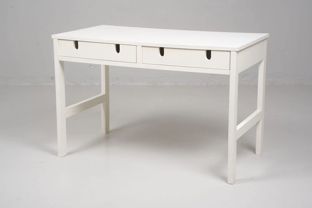 SKRIVBORD, "Wing", Design House Stockholm