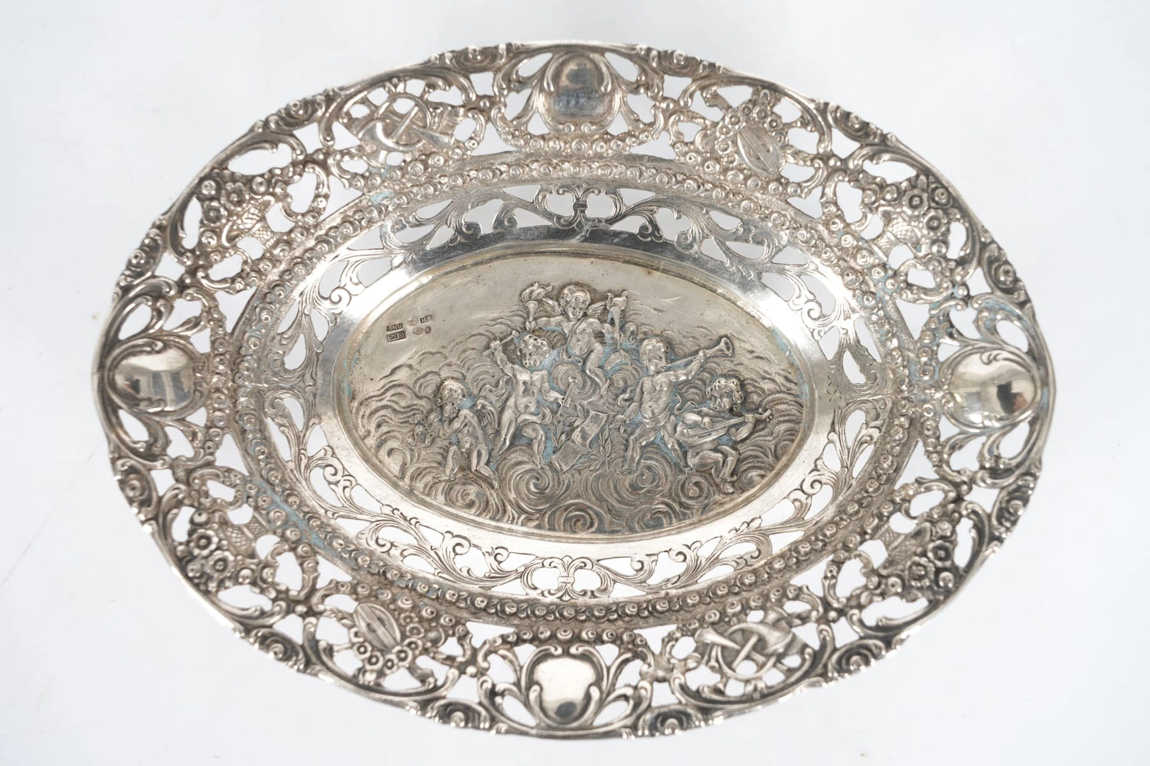 GALLERSKÅL, silver, Johansson J M, Göteborg, 1943, ca 103,7 g