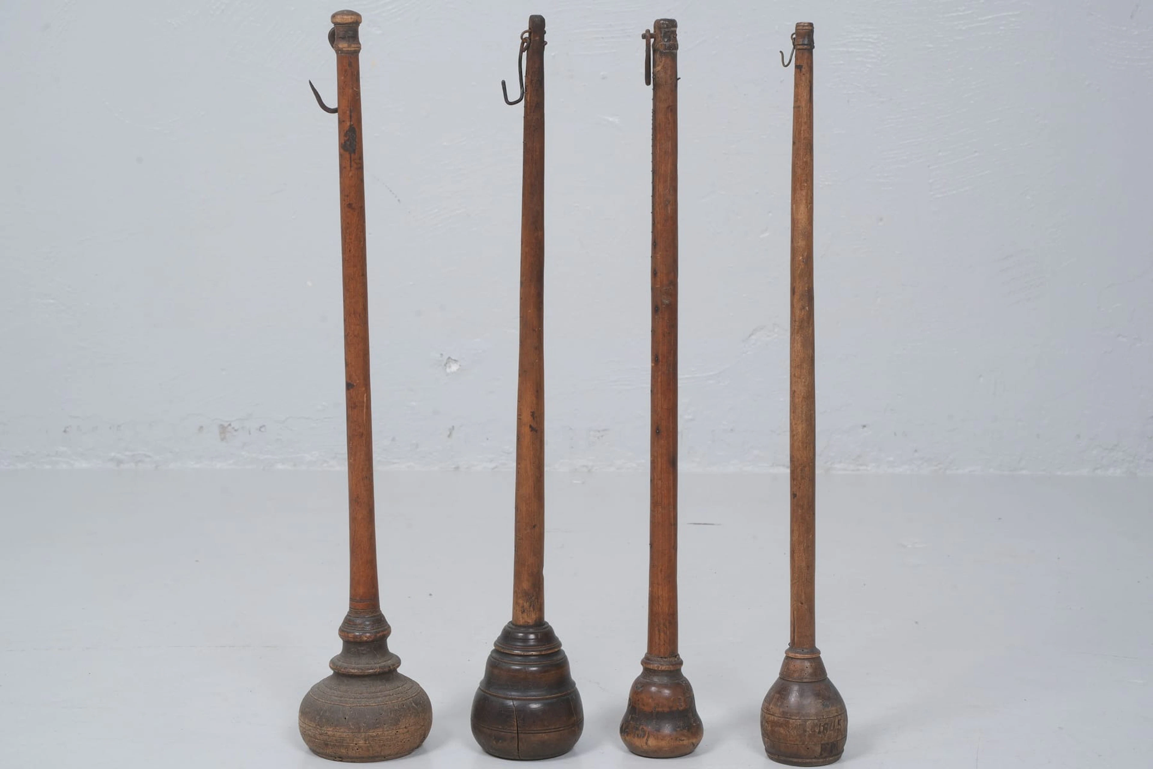 BESMAN, 4 st, 1700/1800-tal