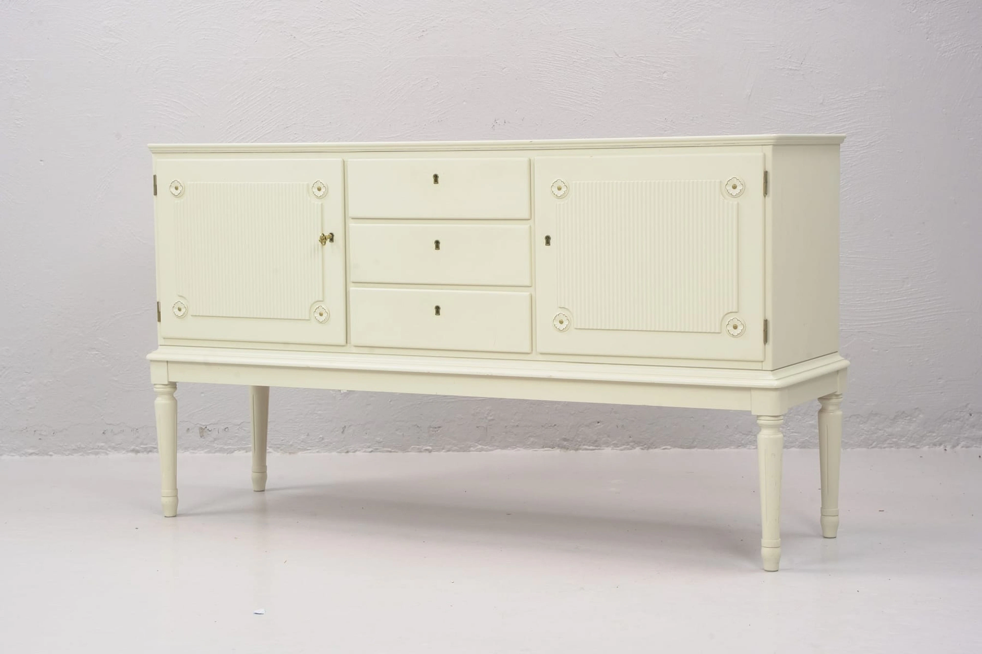 SIDEBOARD, gustaviansk stil, 1900-tal