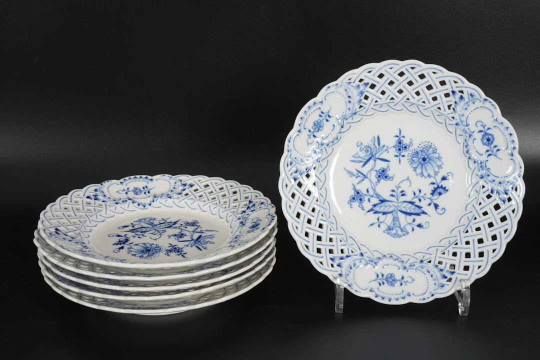 FAT, 6 st, genombruten dekor, Lökmönstret, Meissen, Tyskland