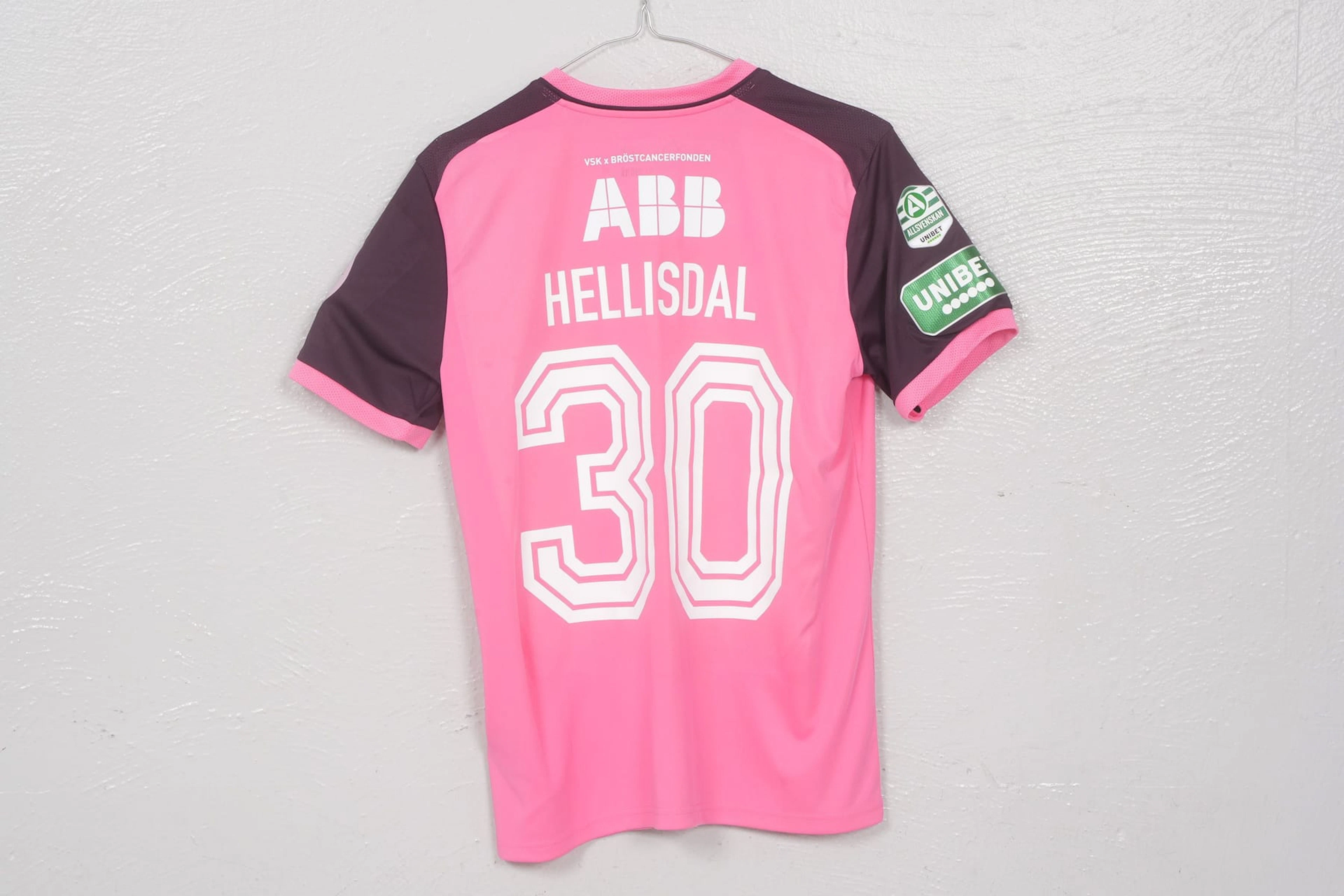MATTIAS HELLISDAL, matchtröja, (M), "Rosa matchen", VSK Fotboll, 2026