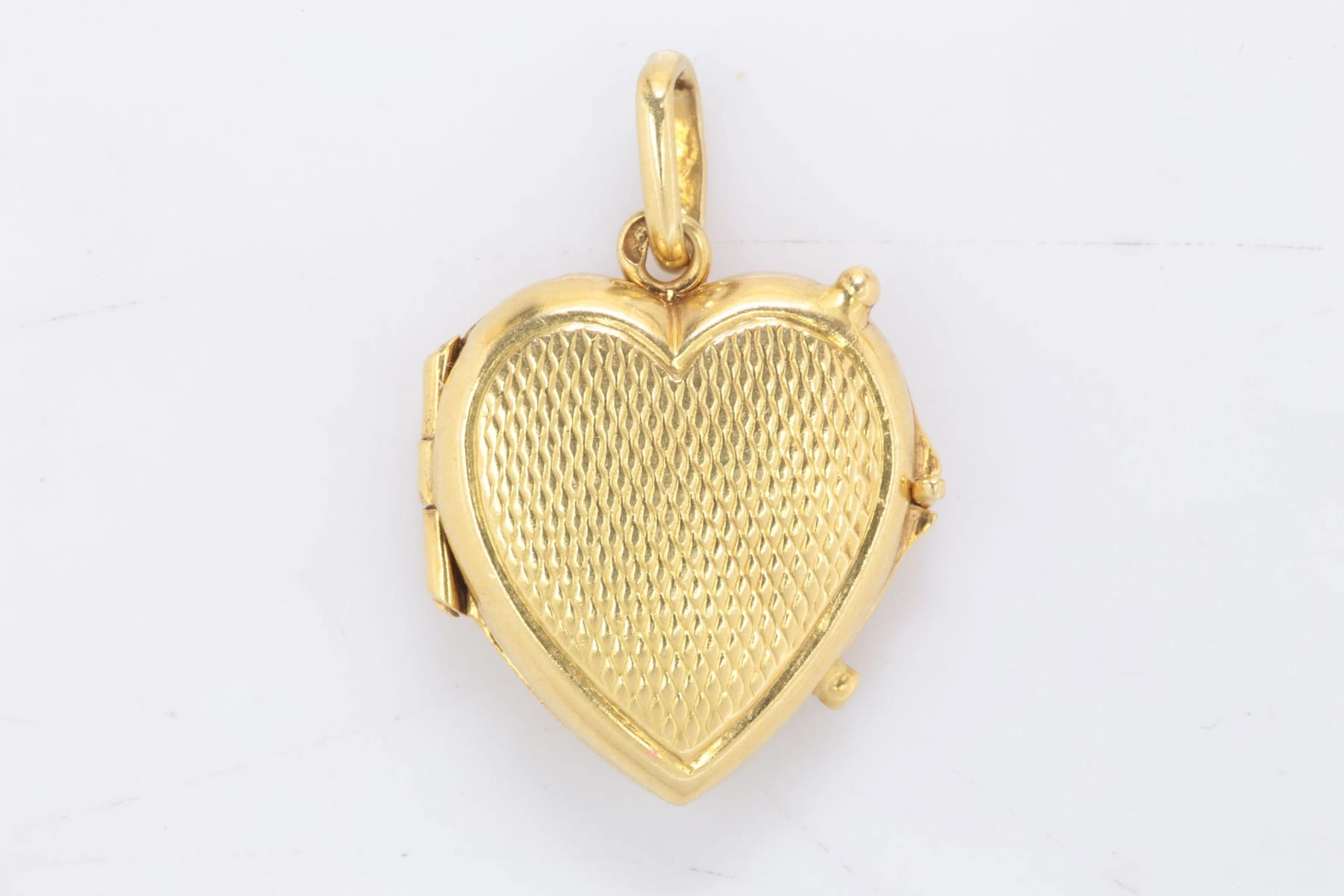 HÄNGE, fotogömma, hjärta, guld, 18 k, ca 1,40 g