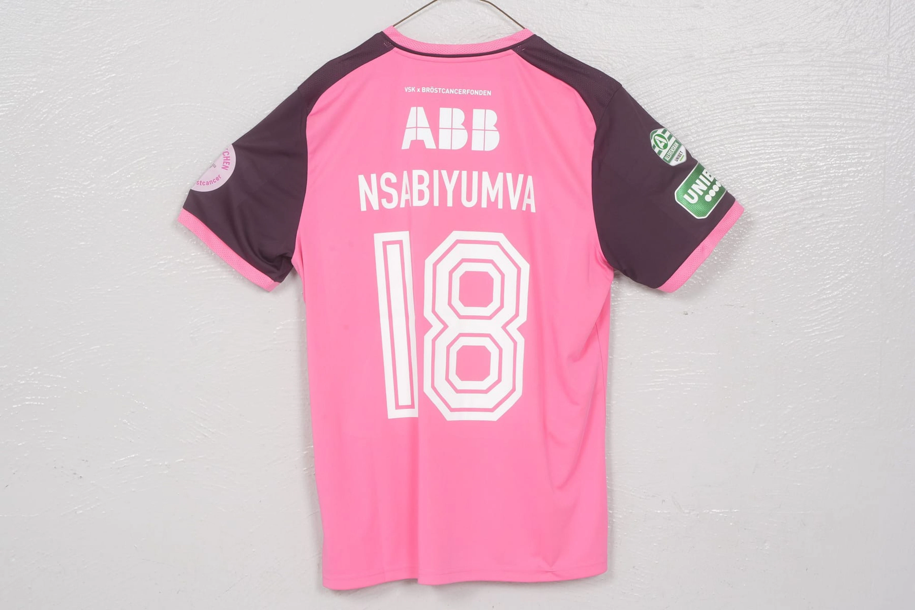 FRÉDÉRIC NSABIYUMVA, matchtröja, (L), "Rosa matchen", VSK Fotboll, 2026