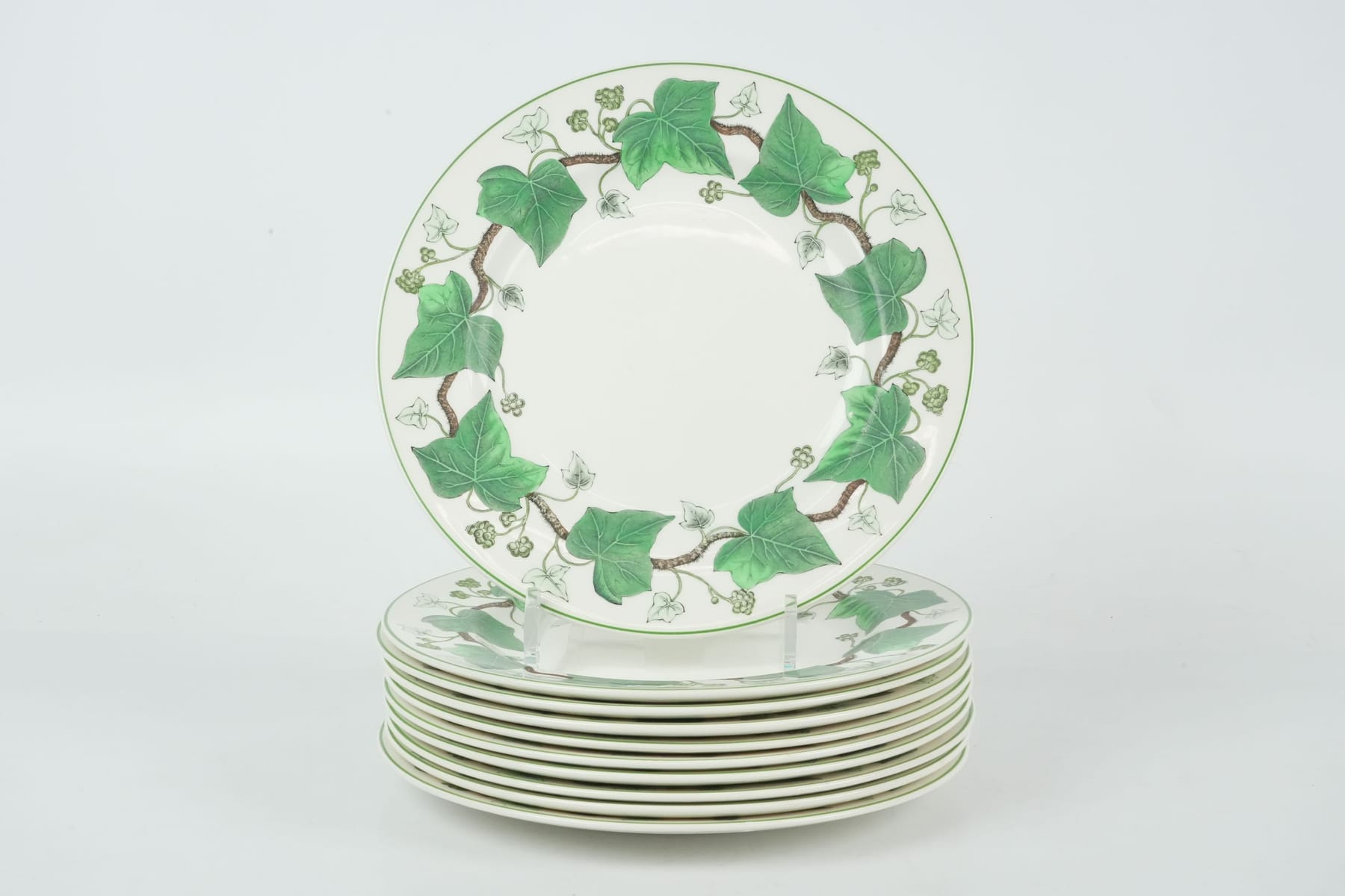 Auction price result for wedgwood napoleon ivy | Barnebys auction