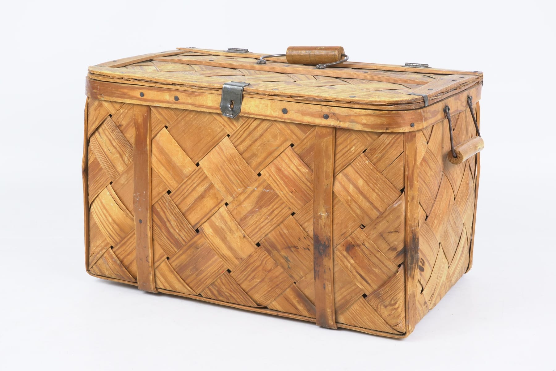 Auction price result for spånkorg | Barnebys auction results.