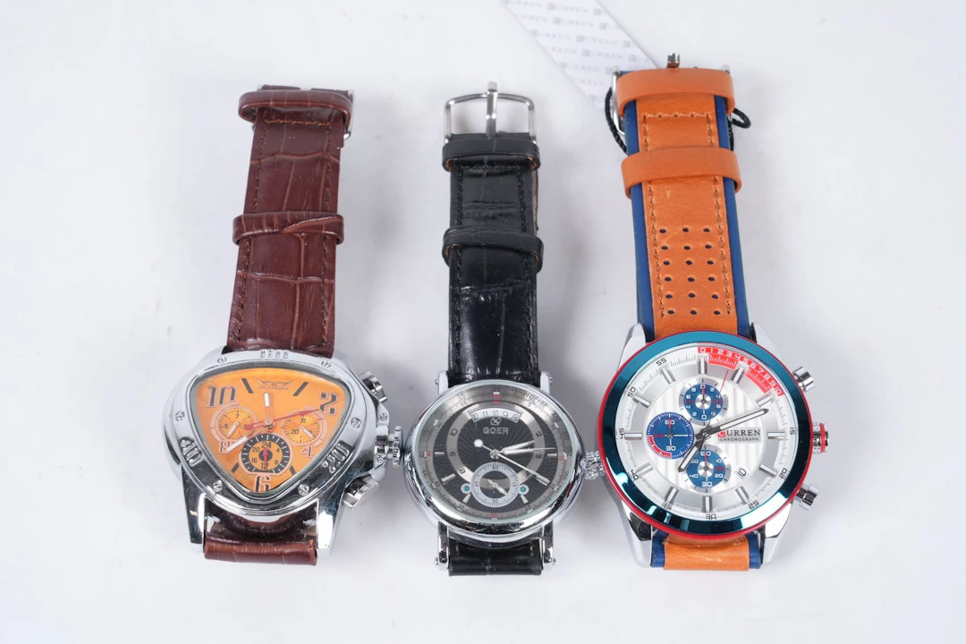 ARMBANSUR, 3 st, bl.a. Curren, Goer