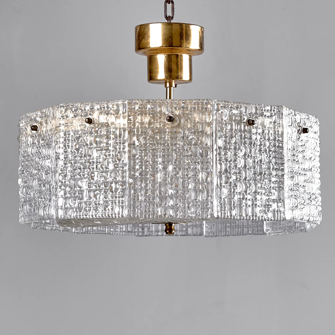 CARL FAGERLUND. Taklampa. Glas och mässing. 1960-70-tal.
