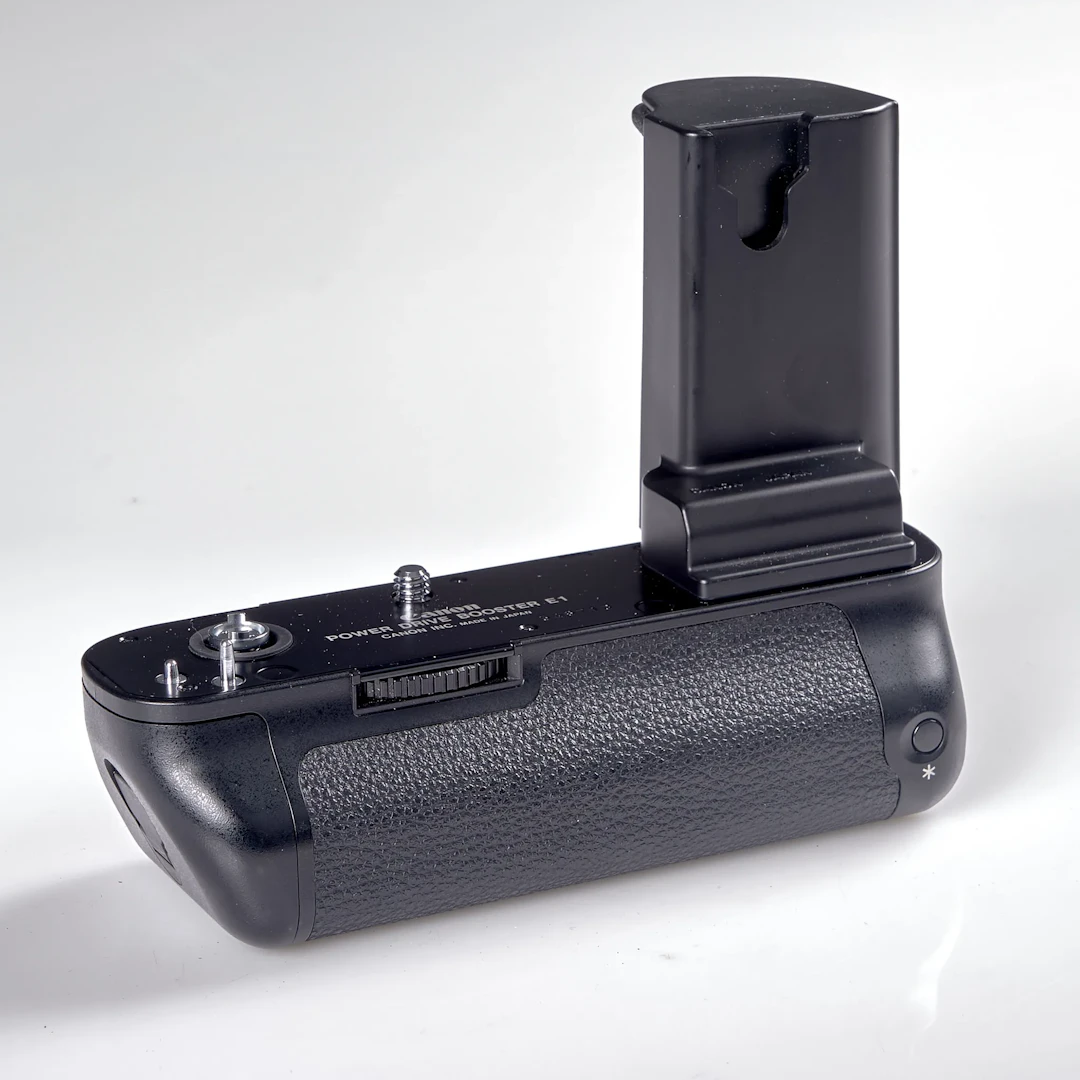POWER DRIVE BOOSTER E1. Canon. Serienummer 546713. 1990-tal.